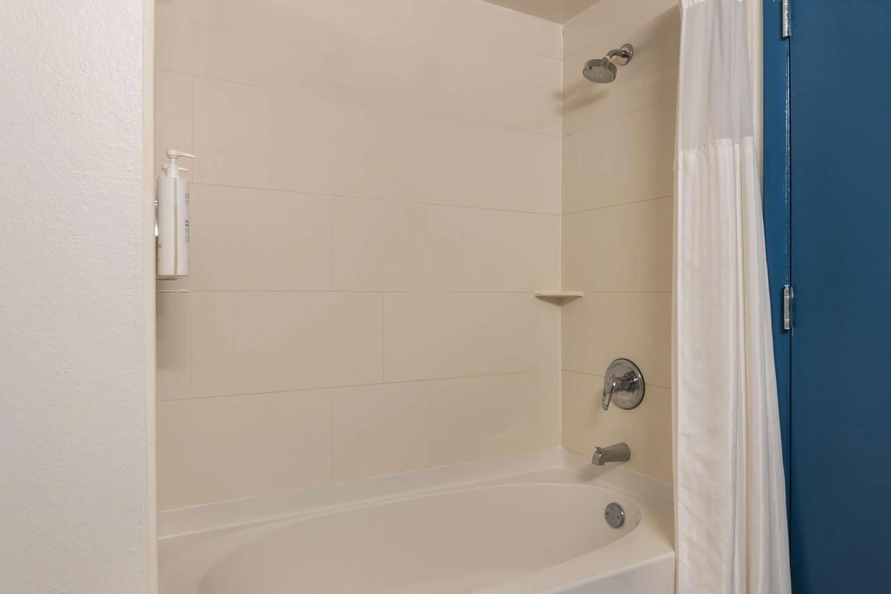 Bathroom in Spark By Hilton St. Augustine Historic District