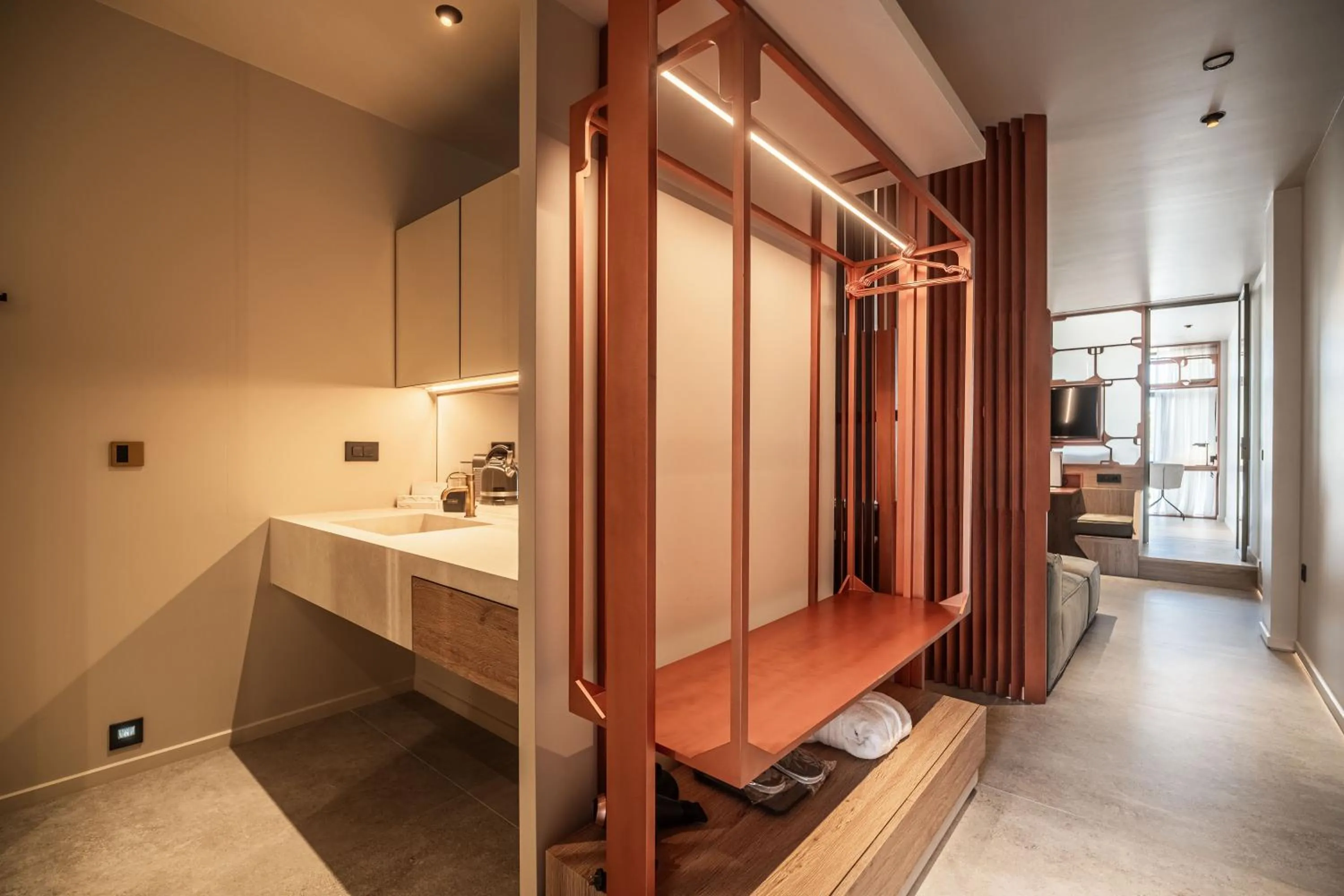 hair dresser in Oniros Residences