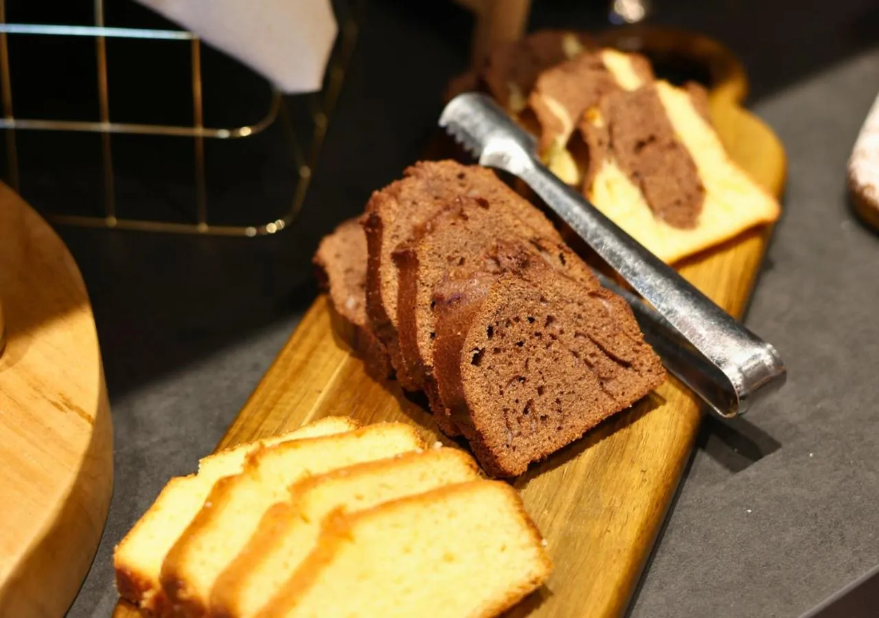 Breakfast in Oniros Residences