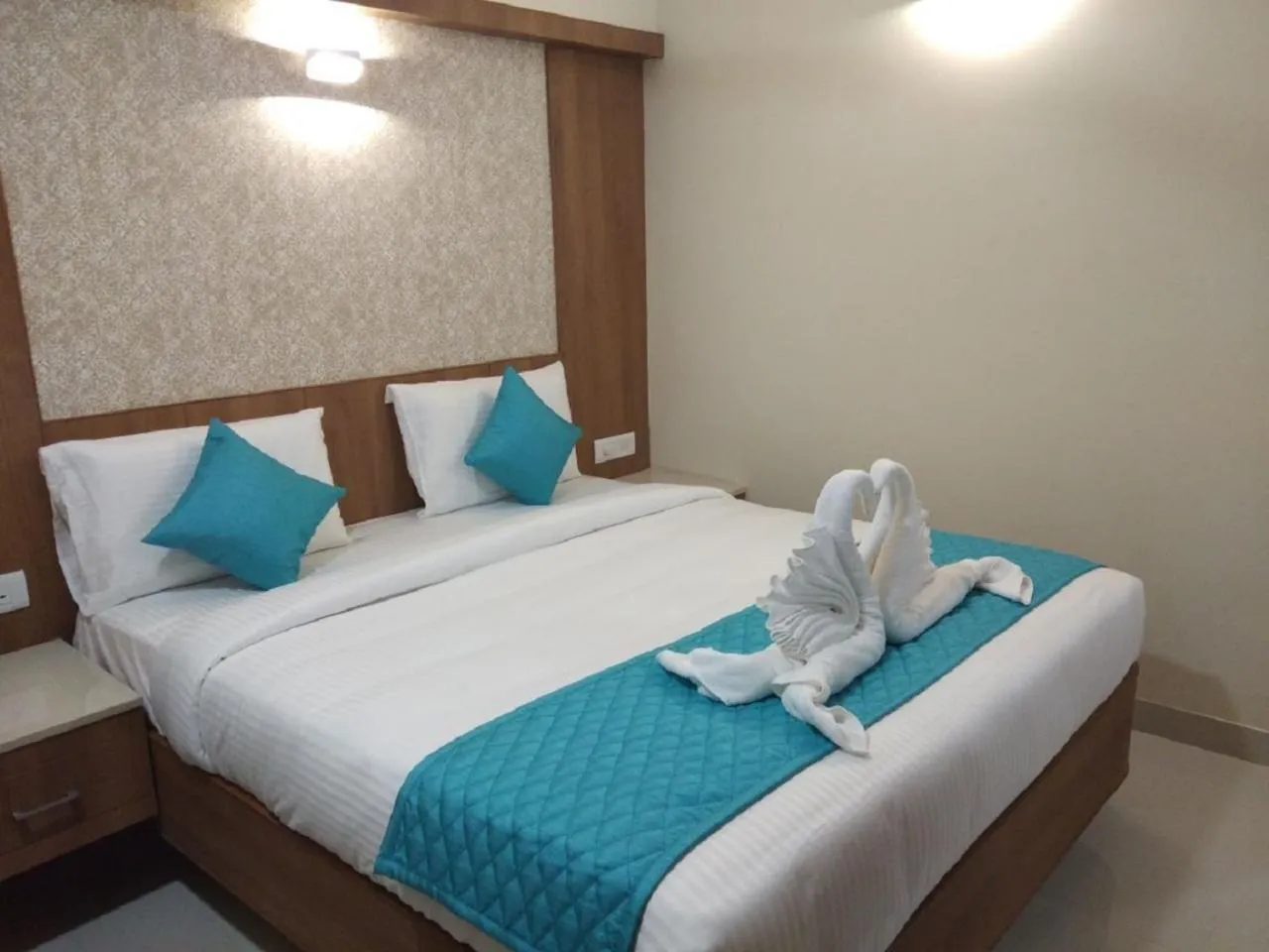 Bedroom, Bed in Hotel iStay