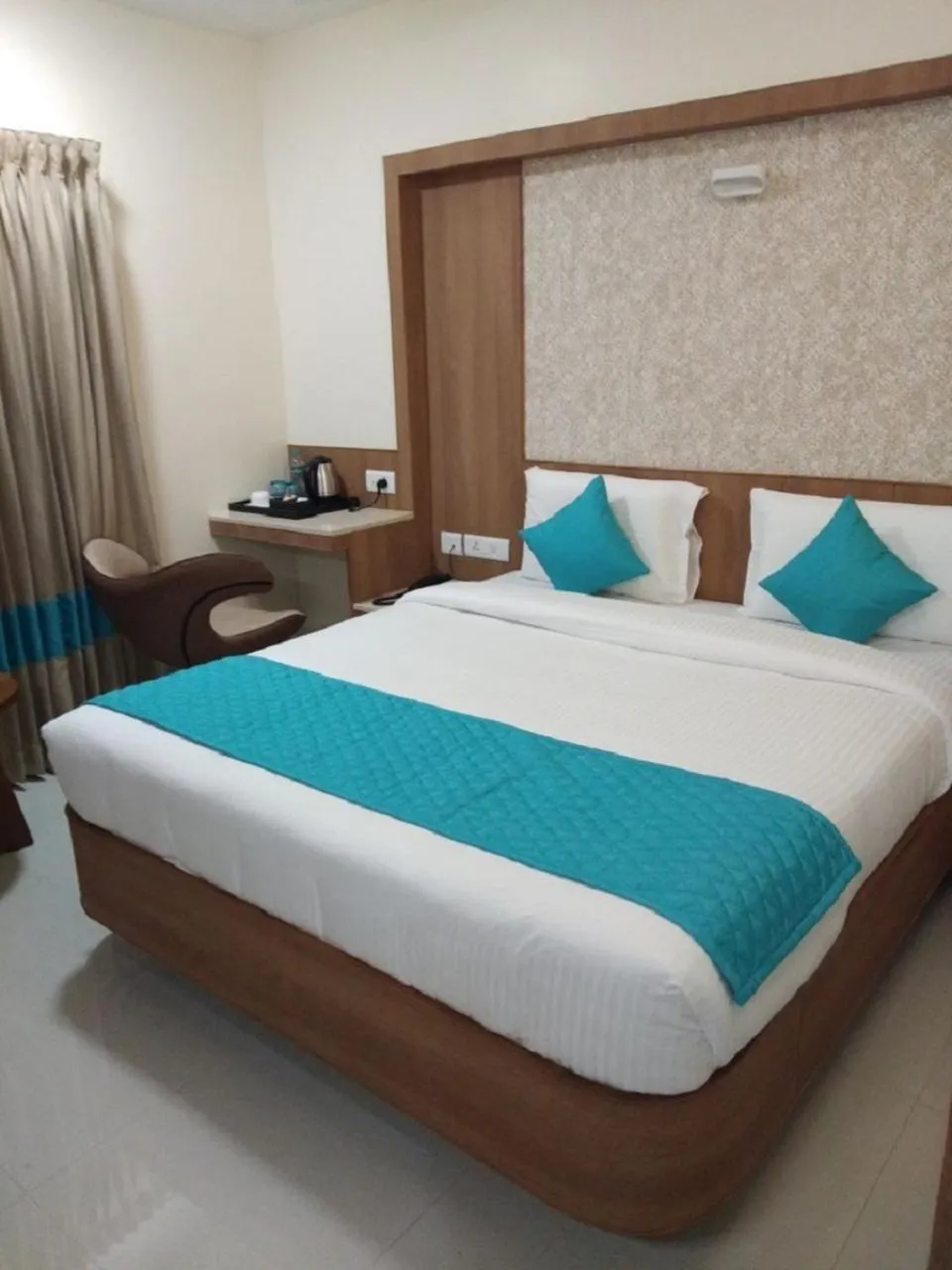 Bedroom, Bed in Hotel iStay