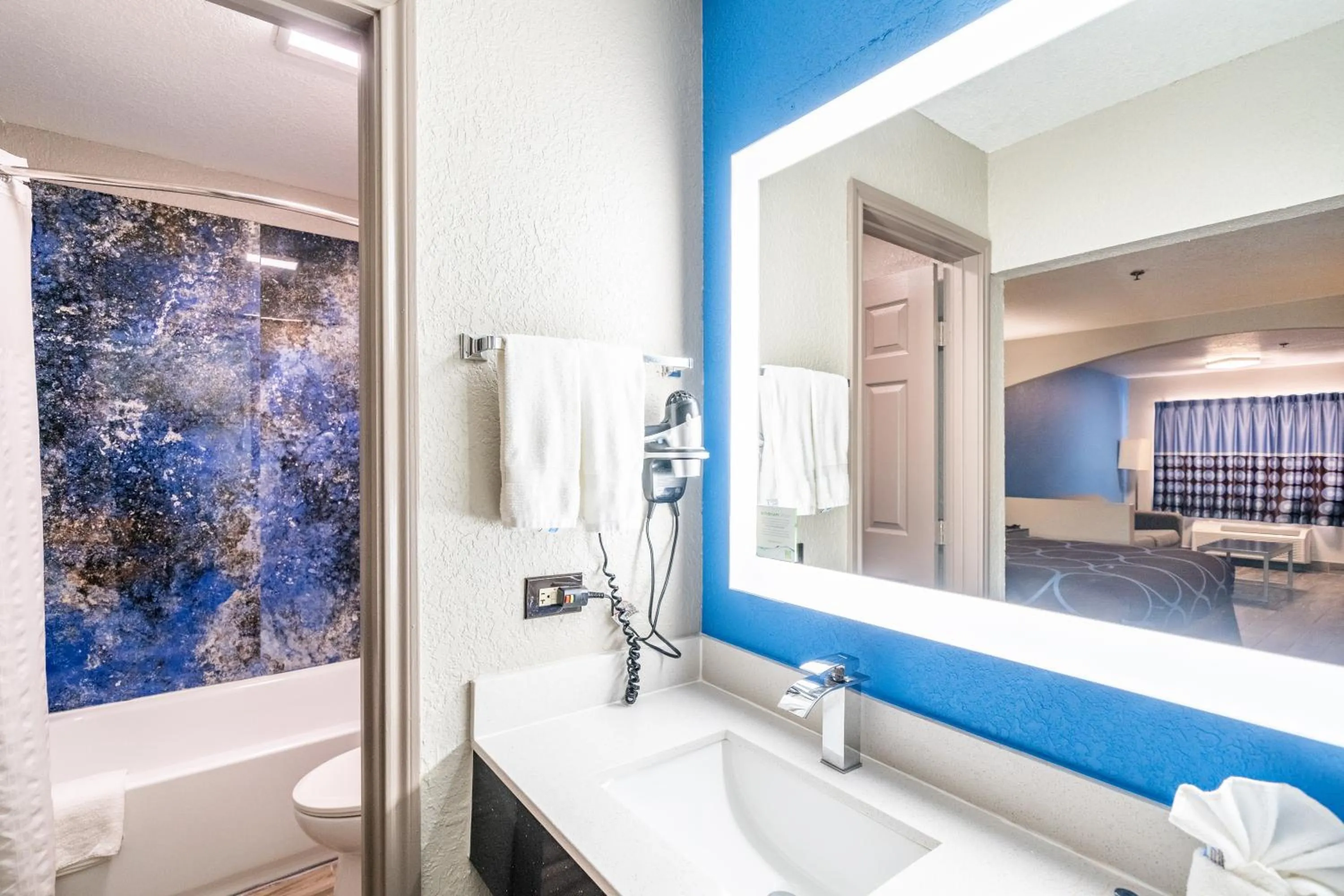 Bathroom in Super 8 by Wyndham San Antonio/Riverwalk Area
