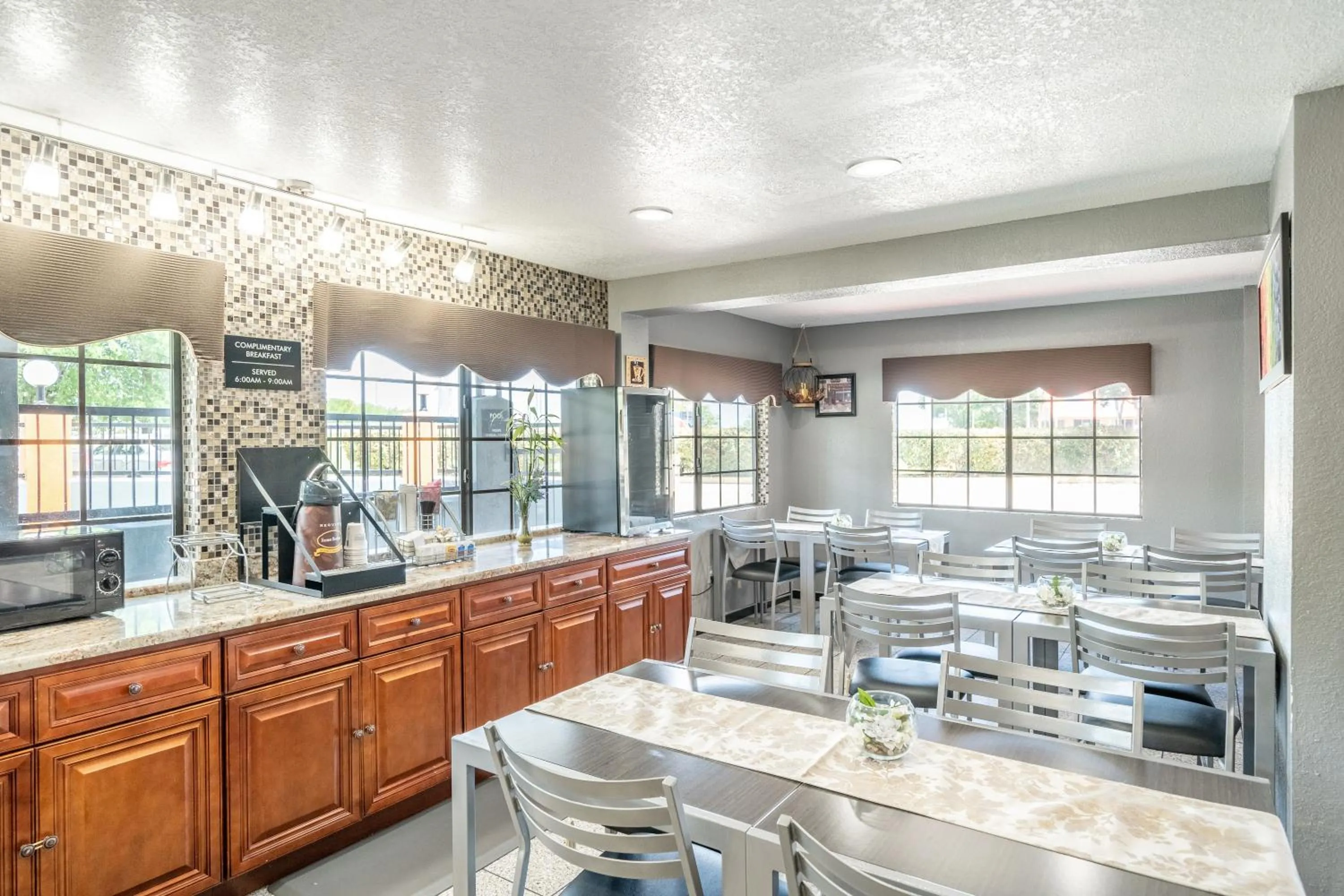 Breakfast in Super 8 by Wyndham San Antonio/Riverwalk Area