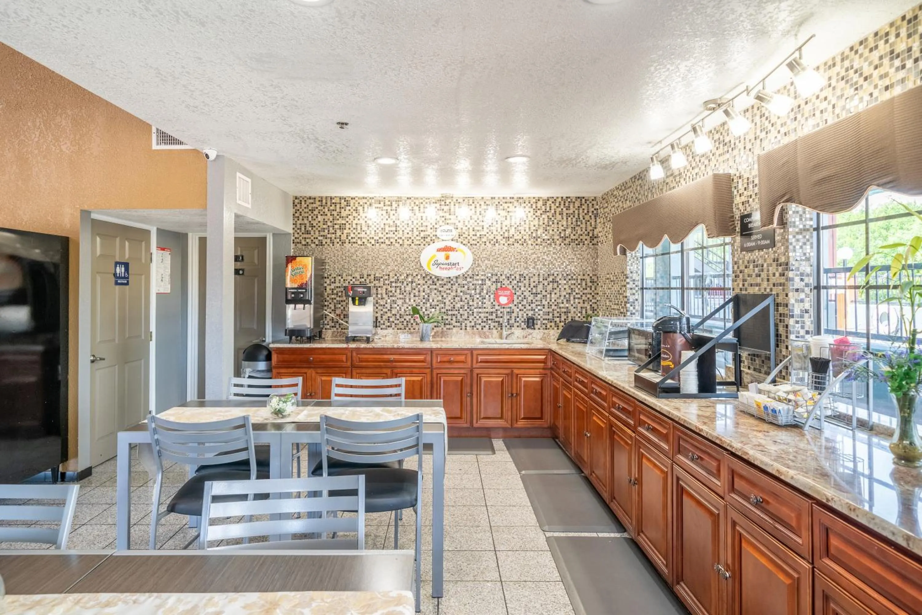 Breakfast in Super 8 by Wyndham San Antonio/Riverwalk Area