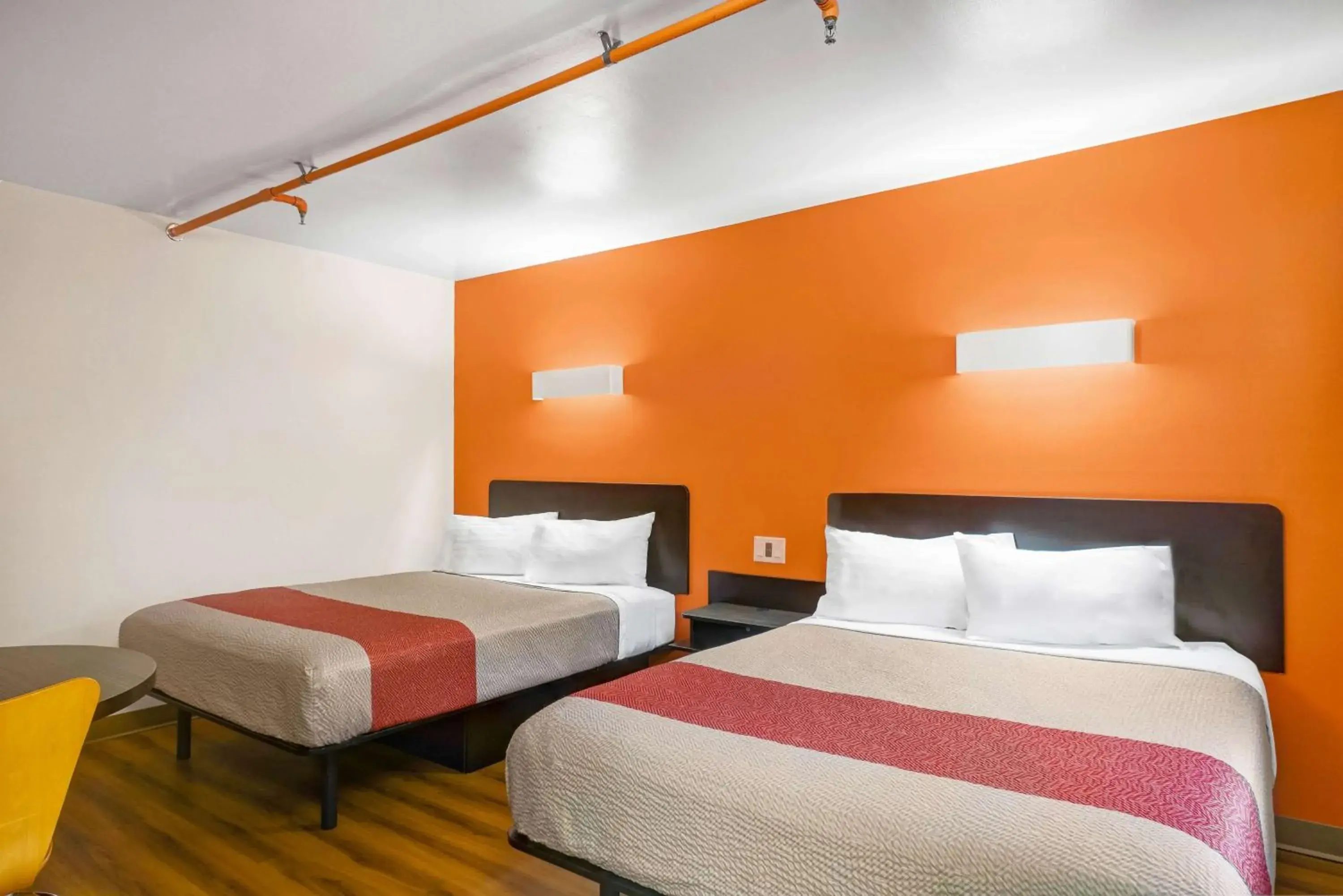 Deluxe Quadruple Room - Non-Smoking in Motel 6-Ilion, NY Deluxe Quadruple Room - Non-Smoking in Motel 6-Ilion, NY