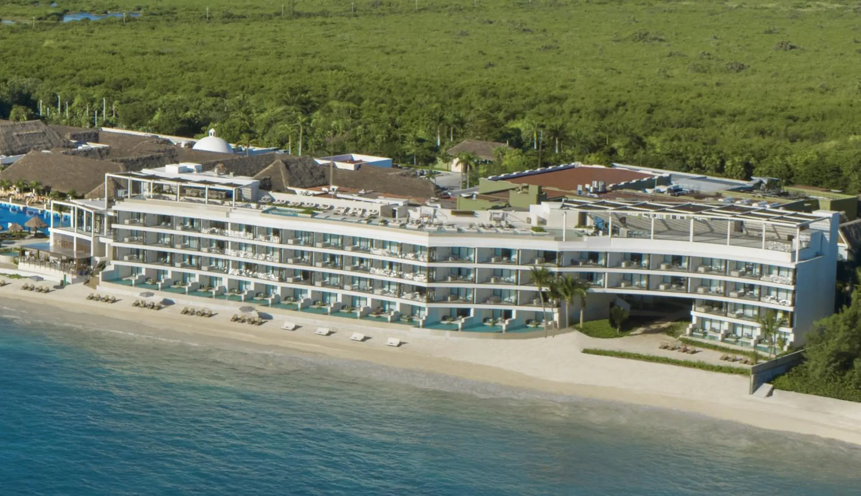 Property building in Dreams Sapphire Resort & Spa Property building in Dreams Sapphire Resort & Spa