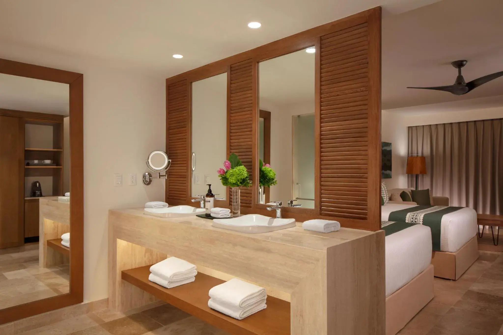 Bathroom in Dreams Sapphire Resort & Spa Bathroom in Dreams Sapphire Resort & Spa