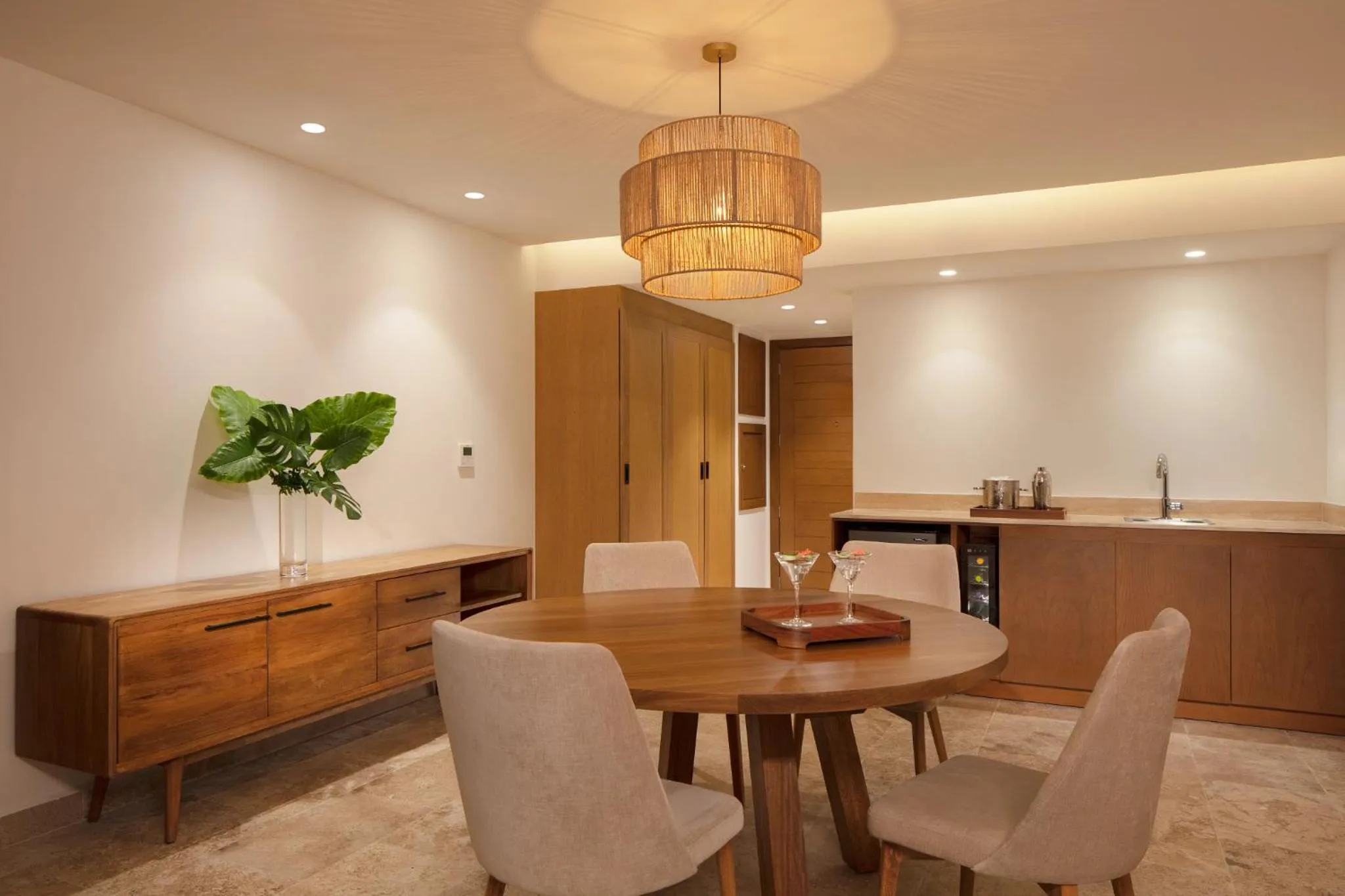 Dining area in Dreams Sapphire Resort & Spa