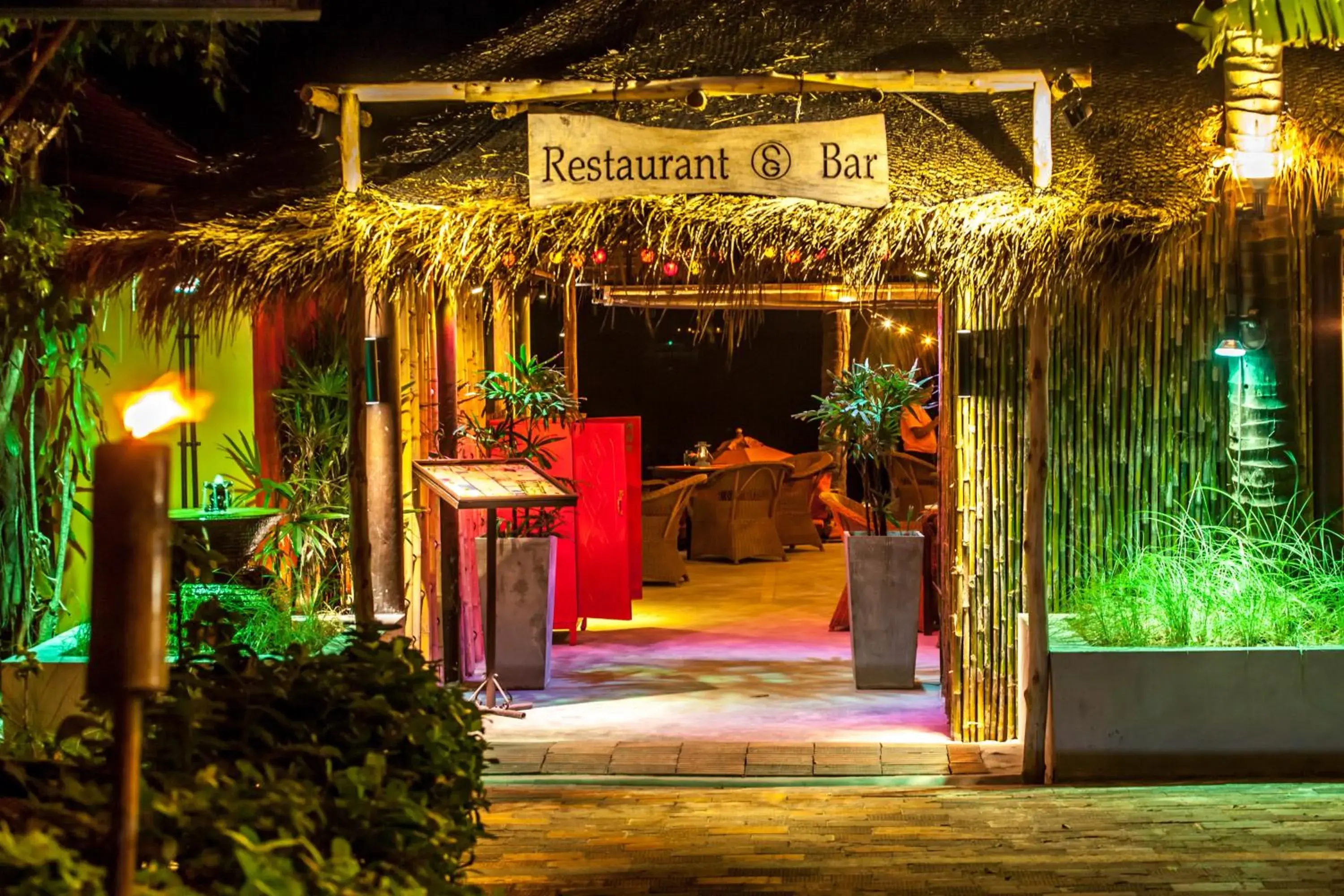 Restaurant/places to eat in Secret Garden Beach Resort Restaurant/places to eat in Secret Garden Beach Resort