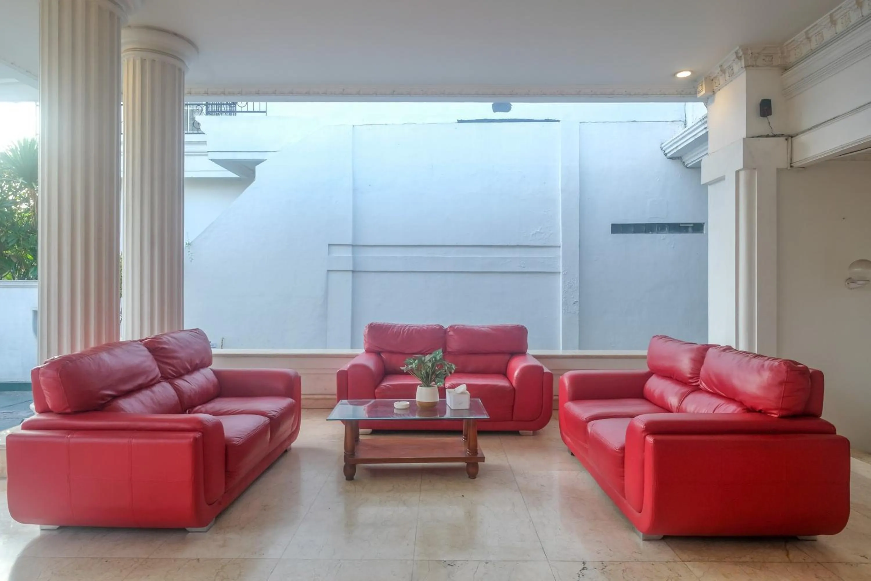 Seating area in Urbanview Omah Pari Boutique Hotel