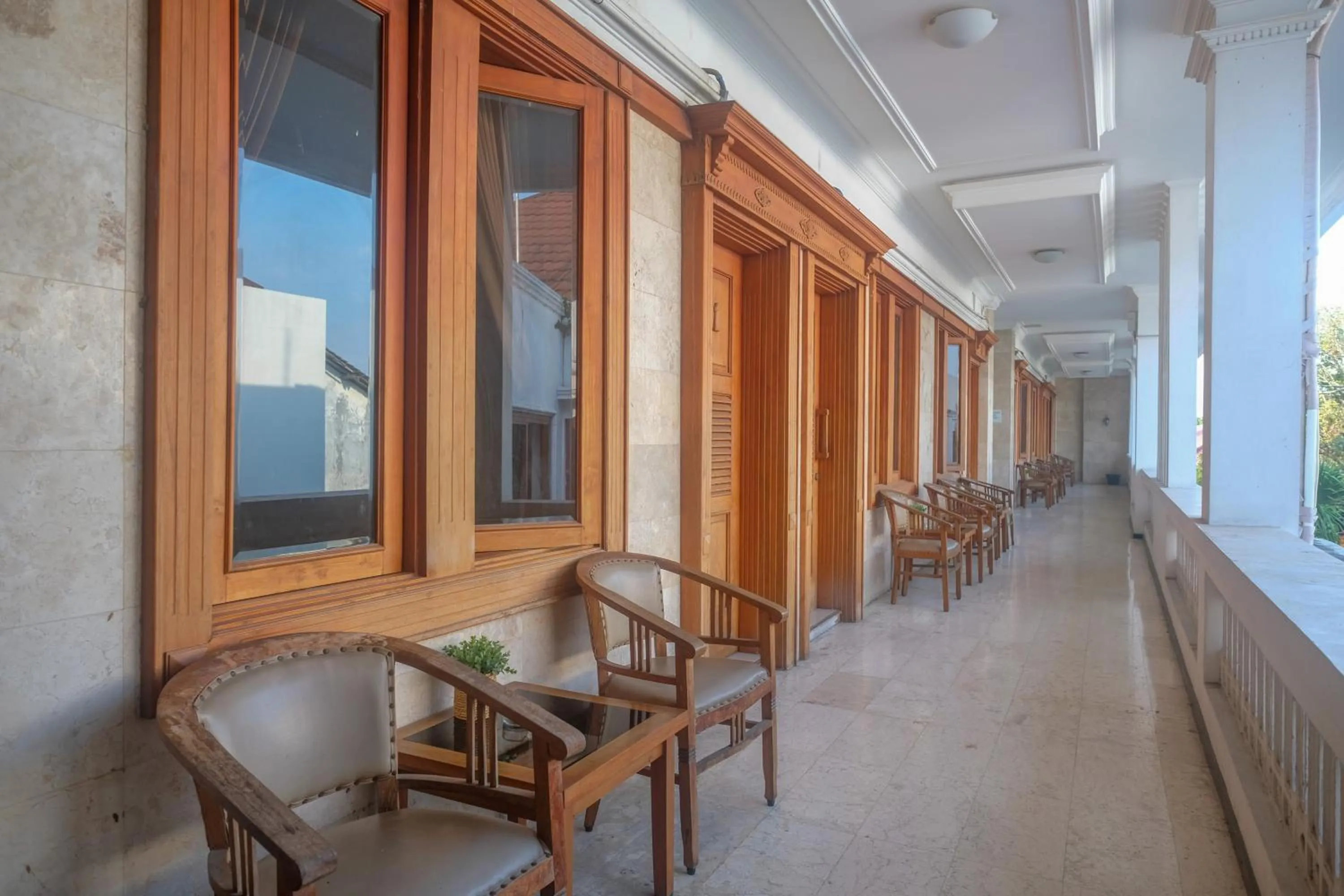 Seating area in Urbanview Omah Pari Boutique Hotel