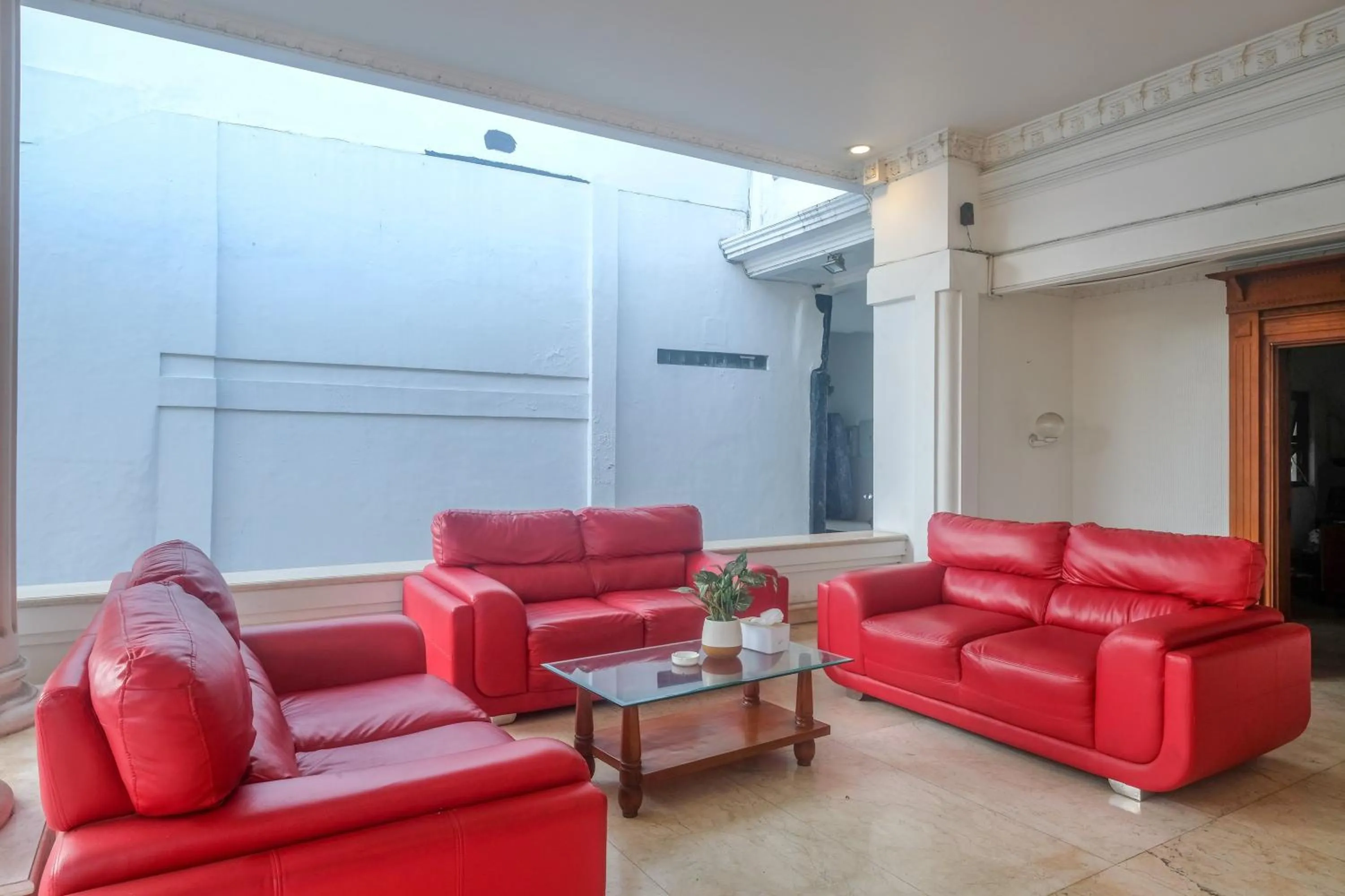 Seating area in Urbanview Omah Pari Boutique Hotel