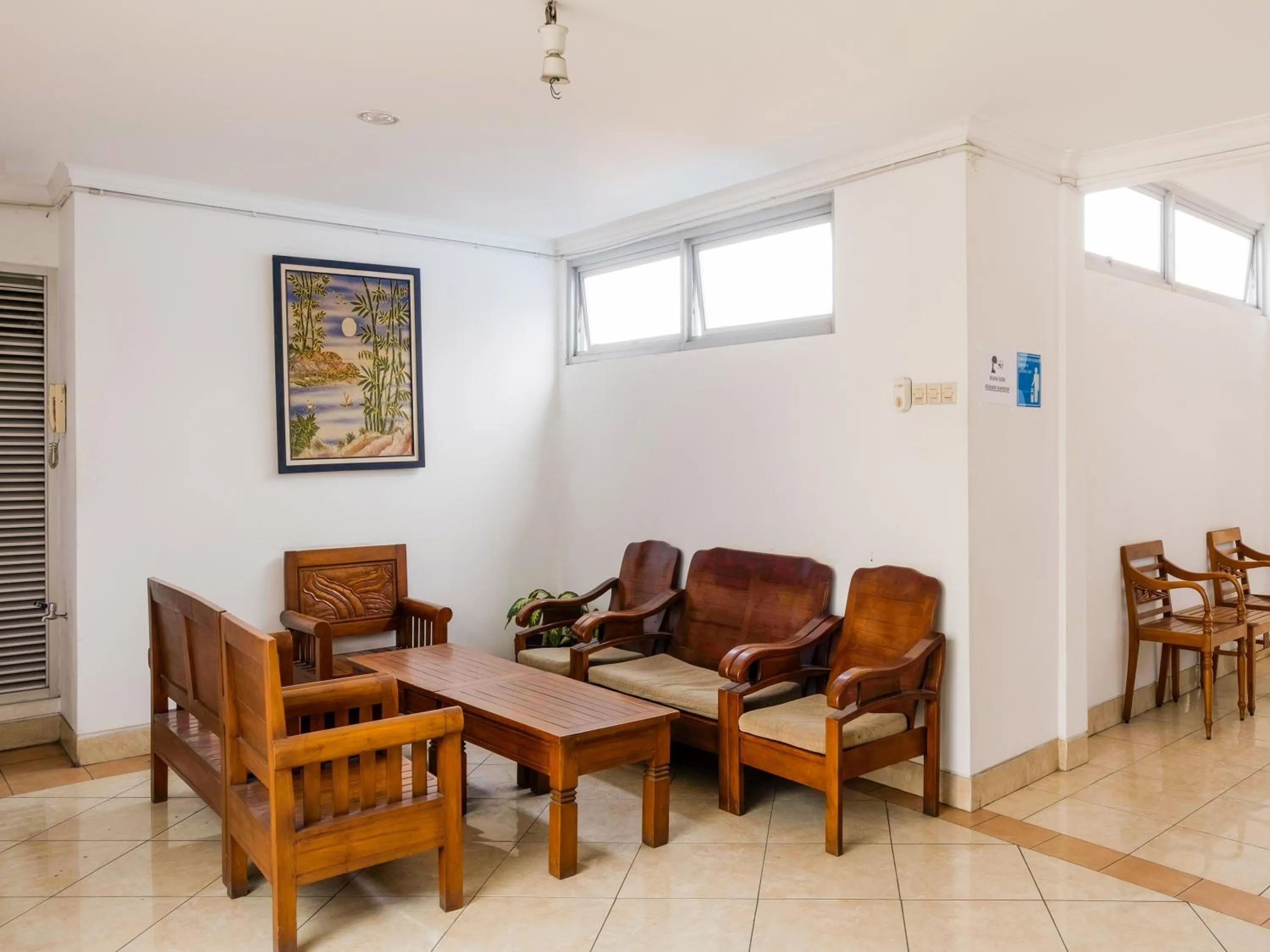 Area and facilities in Hotel Poncowinatan - Tugu