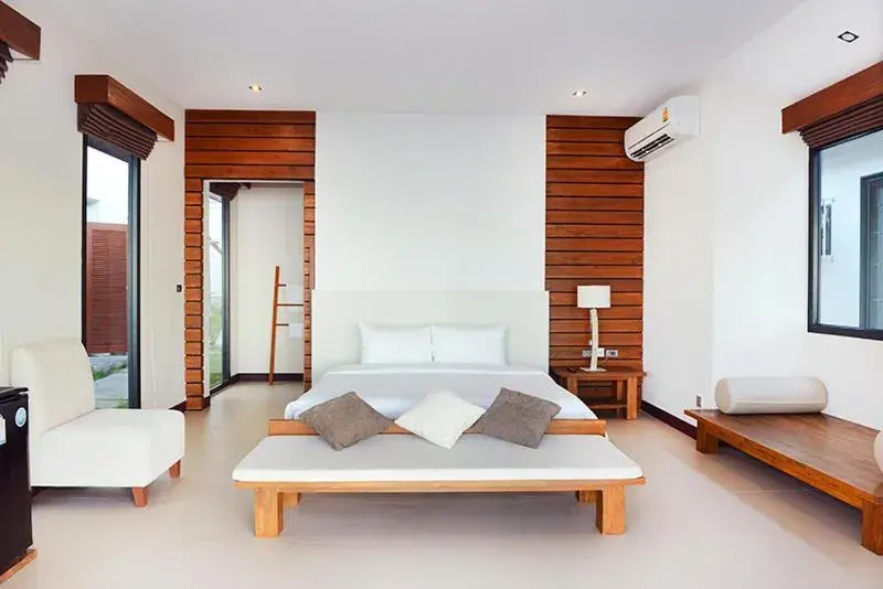 Photo of the whole room, Bed in Samui Mermaid Beachfront Photo of the whole room, Bed in Samui Mermaid Beachfront