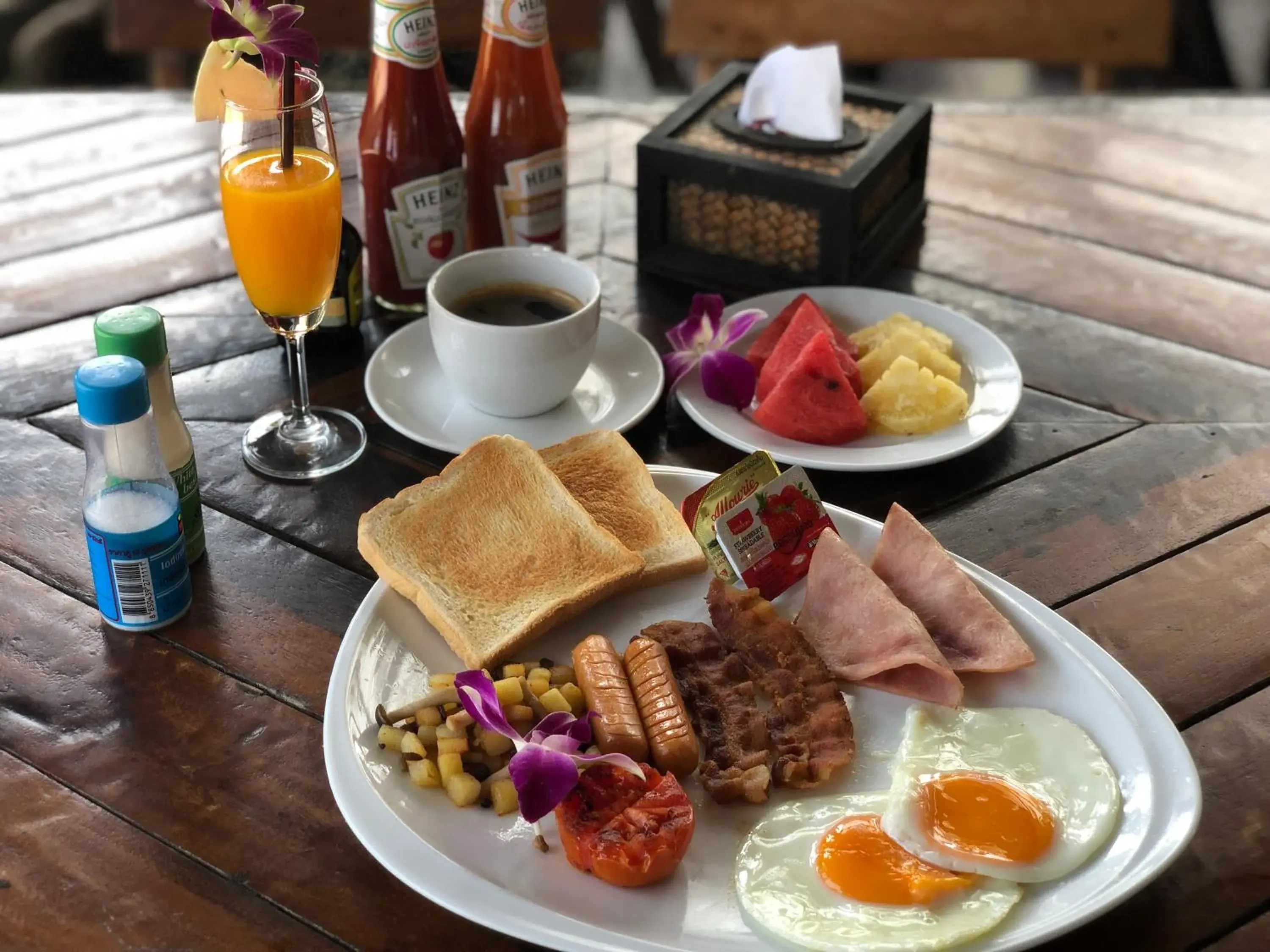 Breakfast in Samui Mermaid Beachfront Breakfast in Samui Mermaid Beachfront