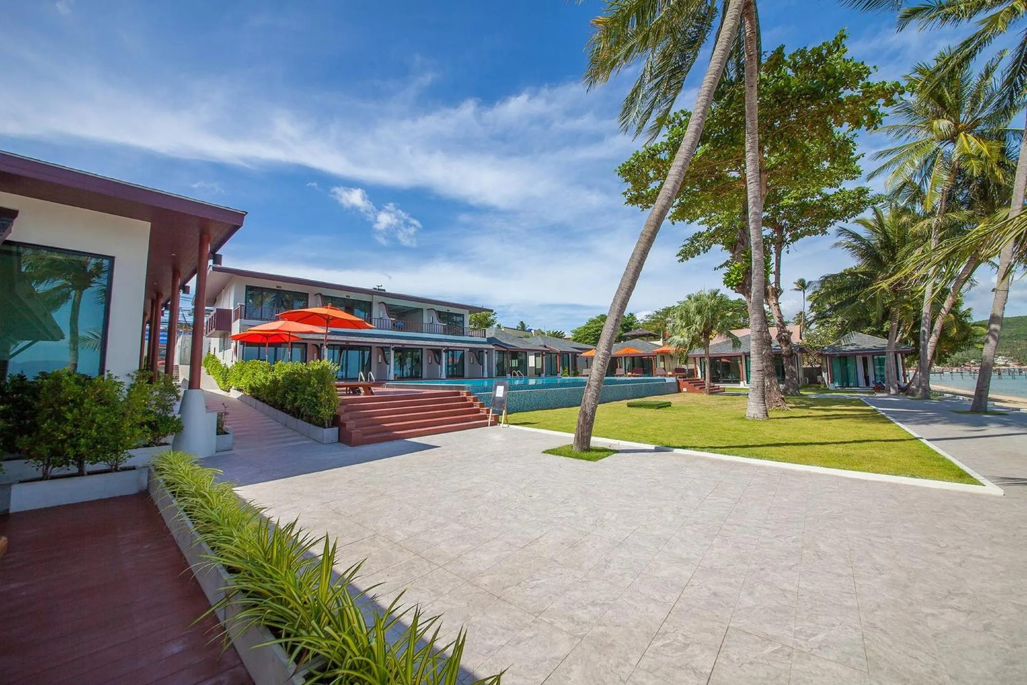 Property building in Samui Mermaid Beachfront