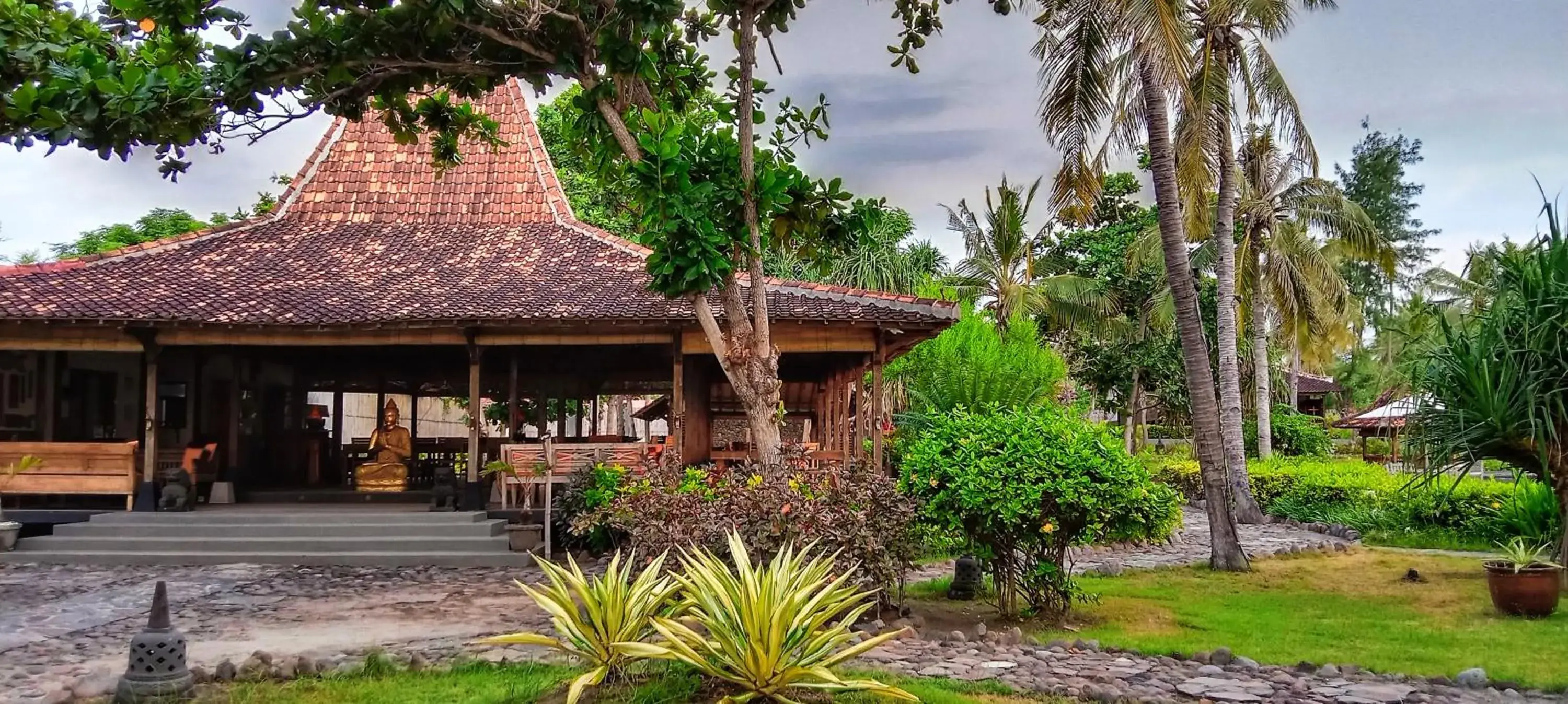 Restaurant/places to eat in Desa Dunia Beda Resort Restaurant/places to eat in Desa Dunia Beda Resort