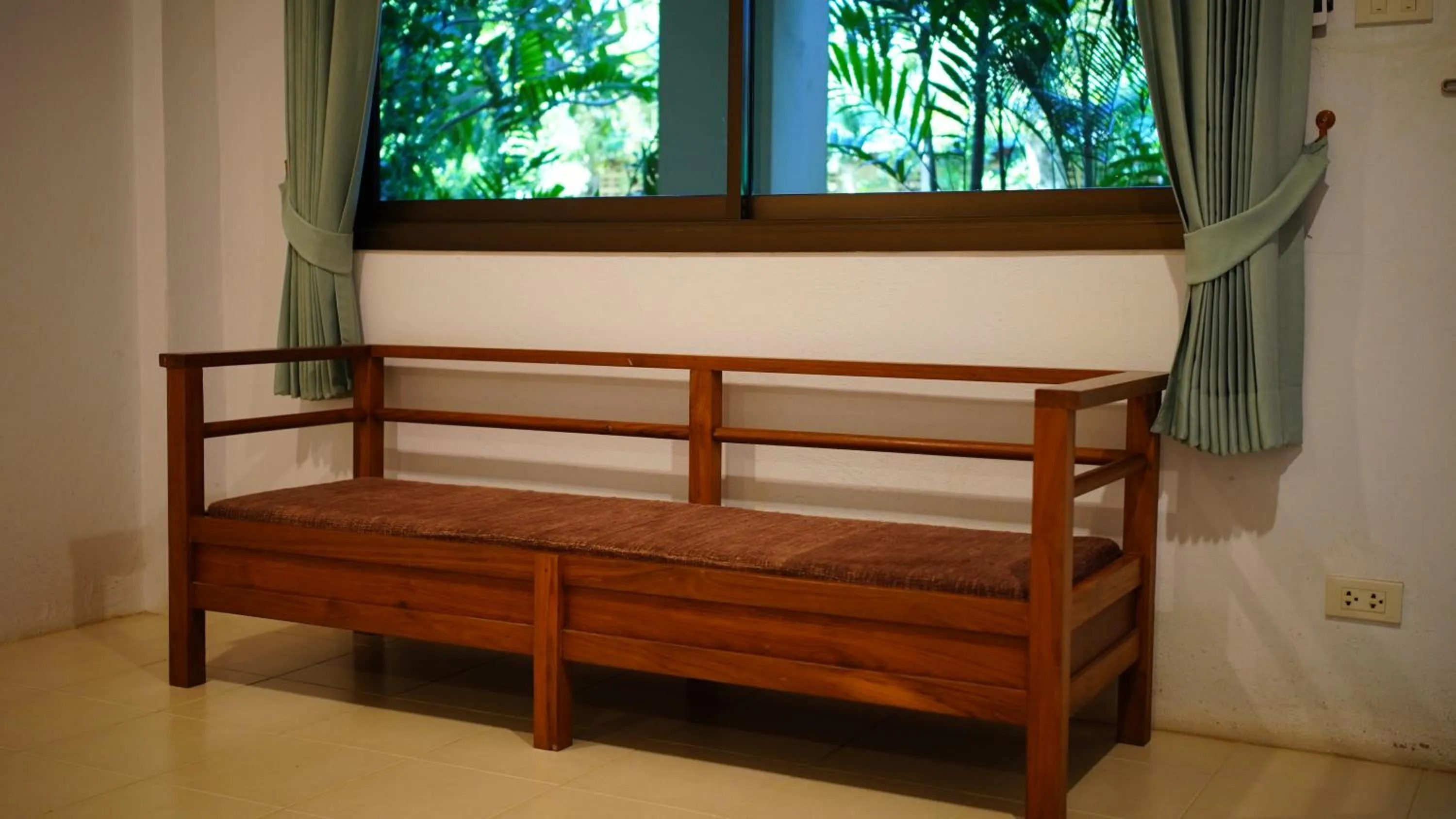 Living room, Bed in Baan Pitcha บ้านพิชชา