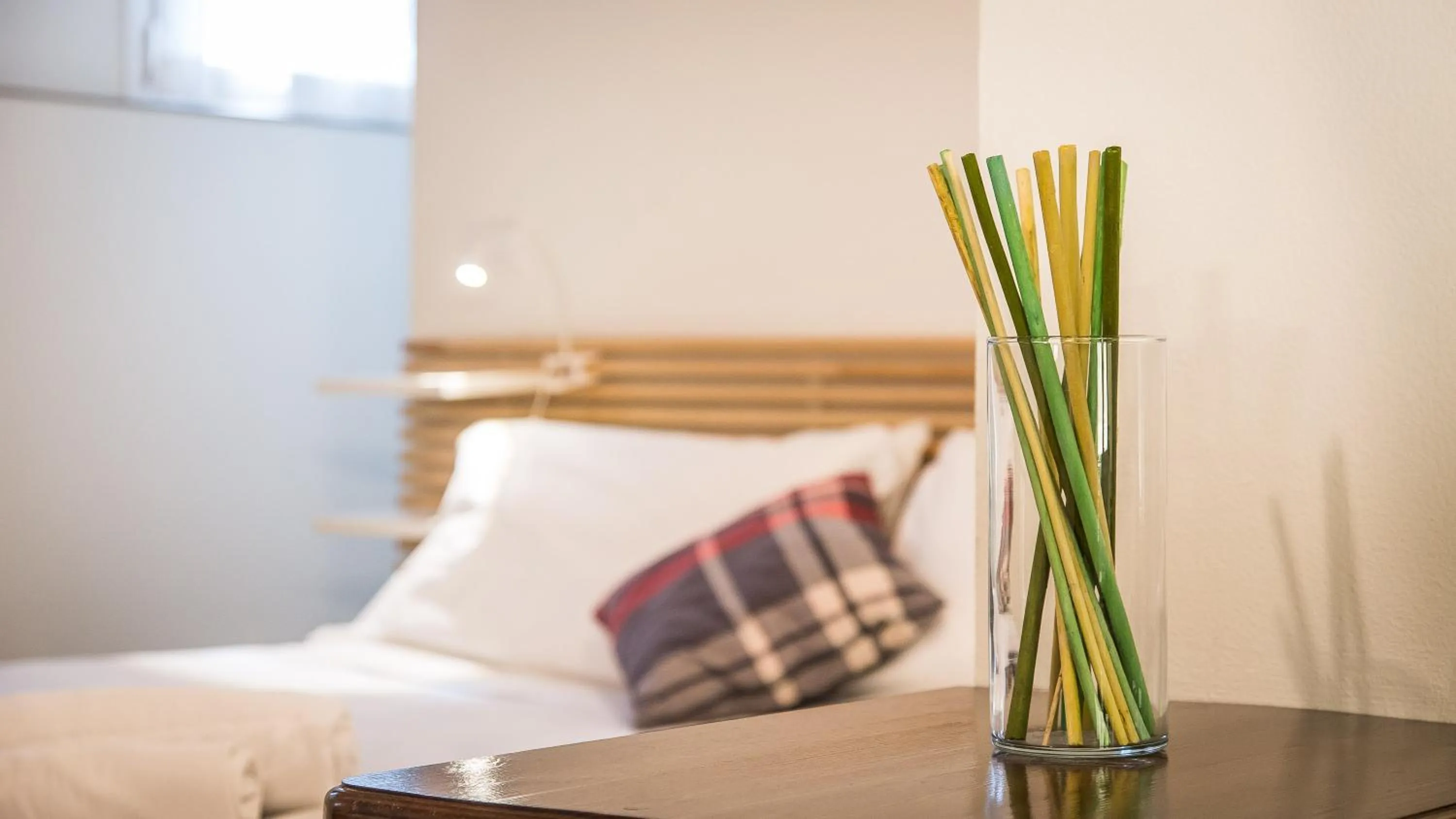 Bedroom, Bed in Rental in Rome Trastevere White