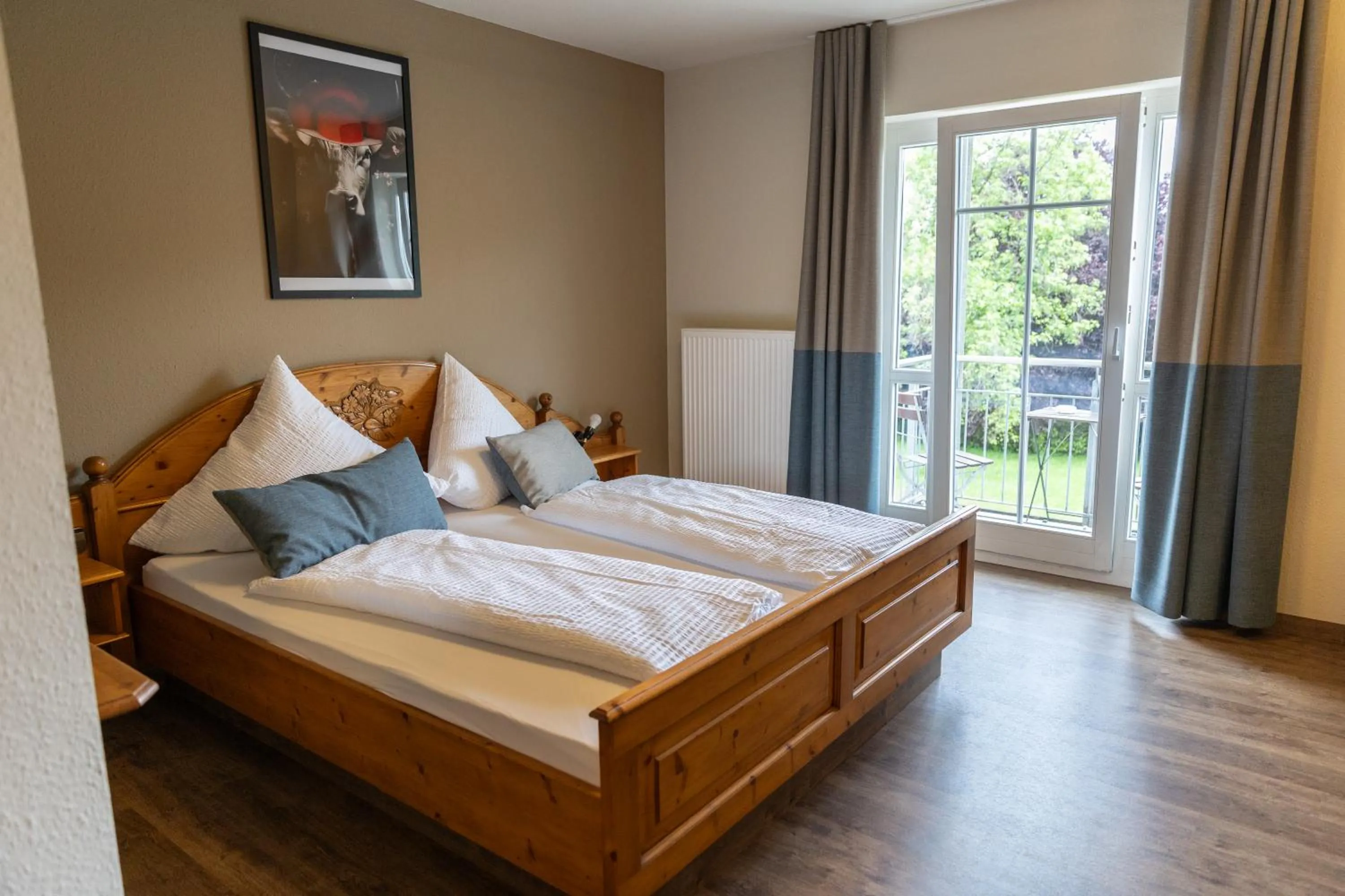 Bed in Landgasthof & Brauerei Löwen Sasbach