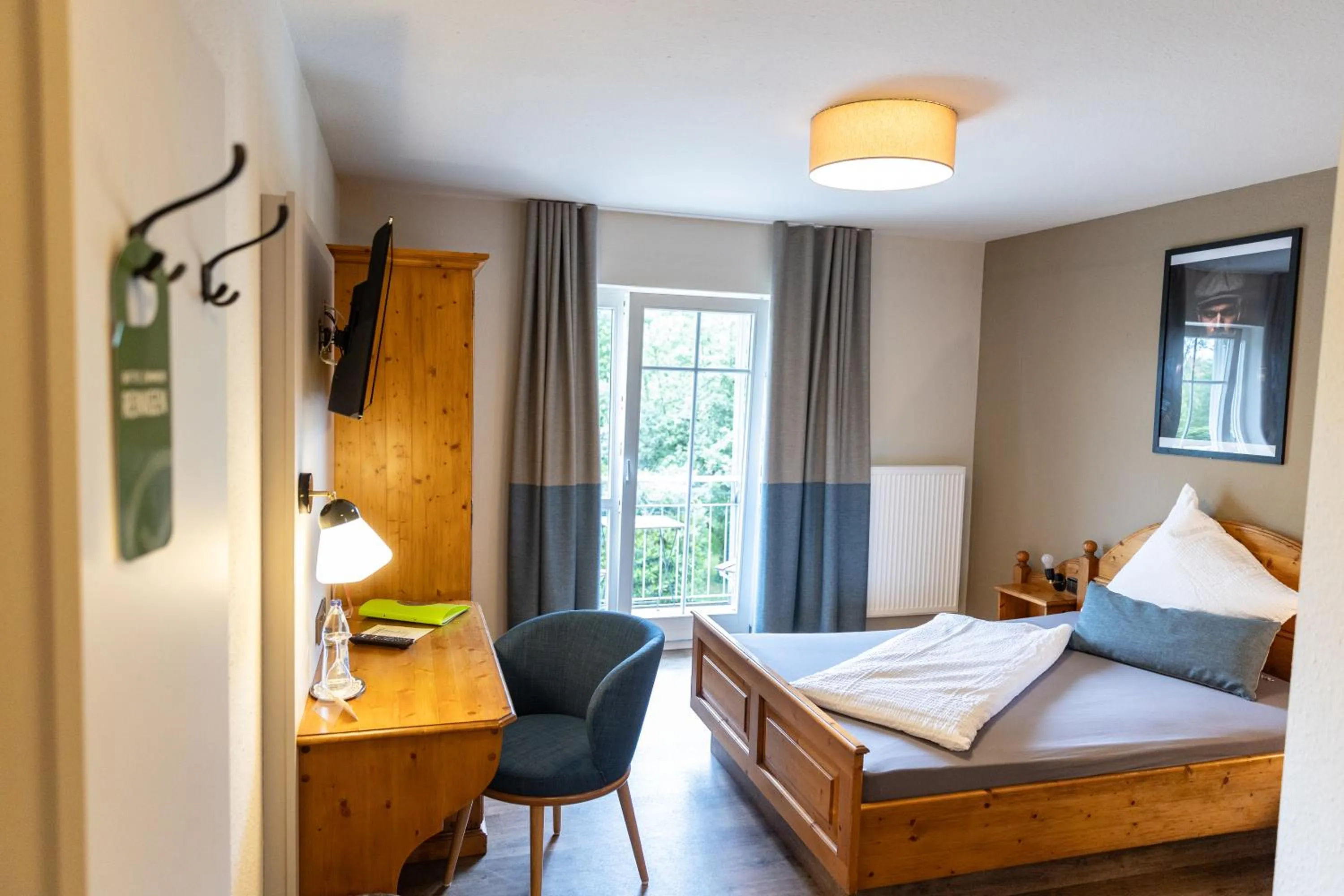 Bed in Landgasthof & Brauerei Löwen Sasbach