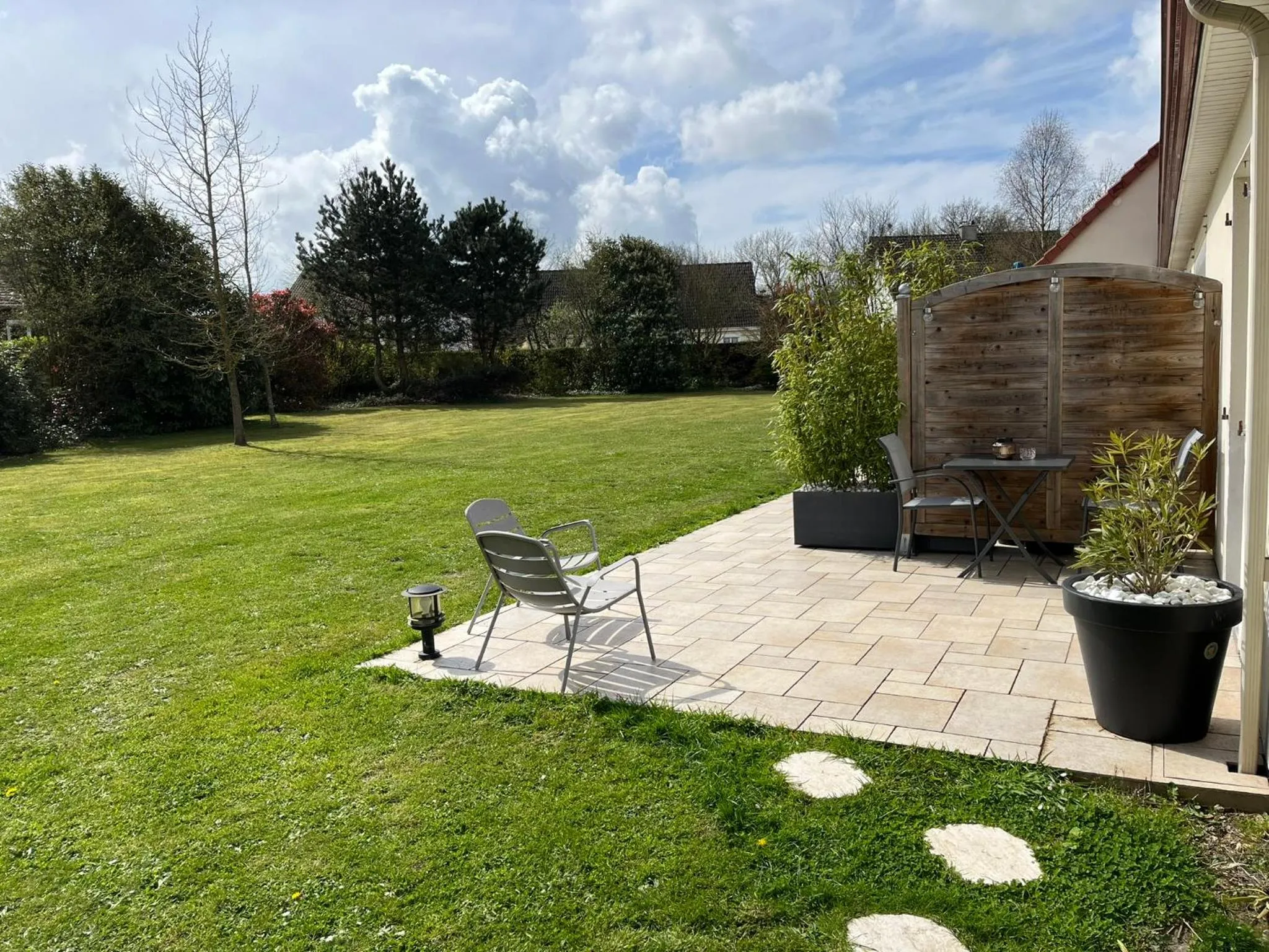 Patio in La Villa Saint Val