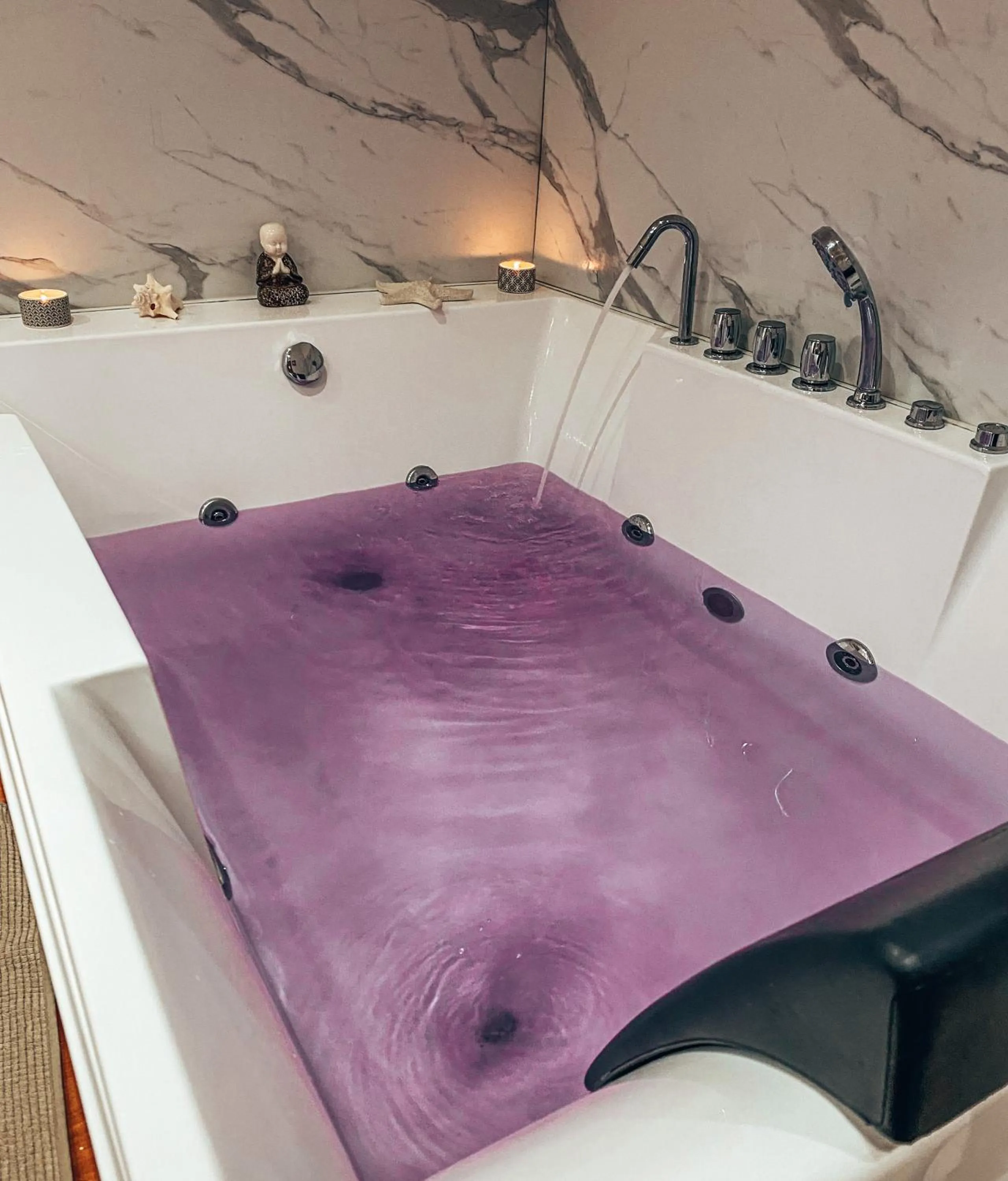 Spa and wellness centre/facilities in La Villa Saint Val