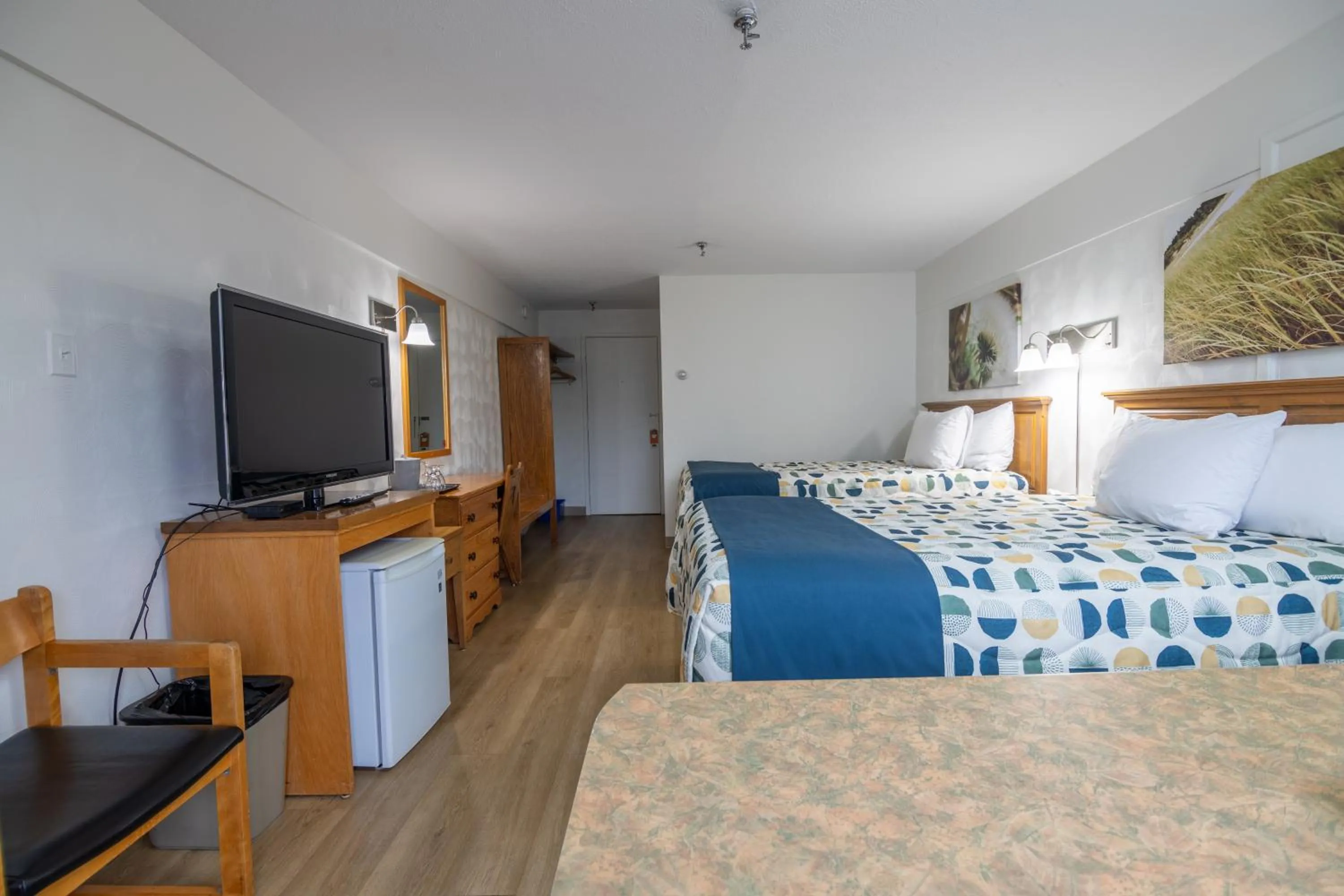 Bedroom in Hôtel Les Mouettes