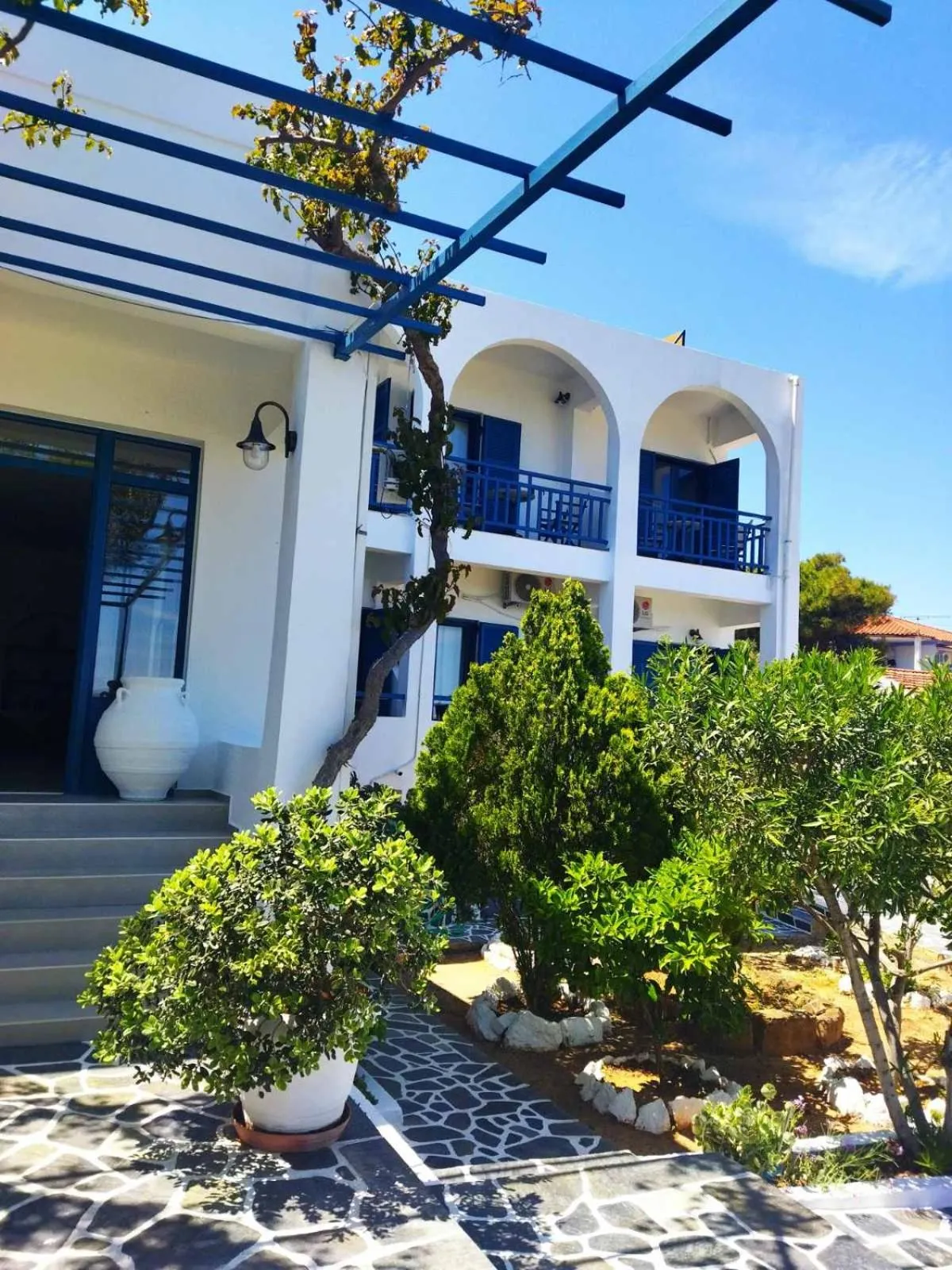 Hotel Flisvos