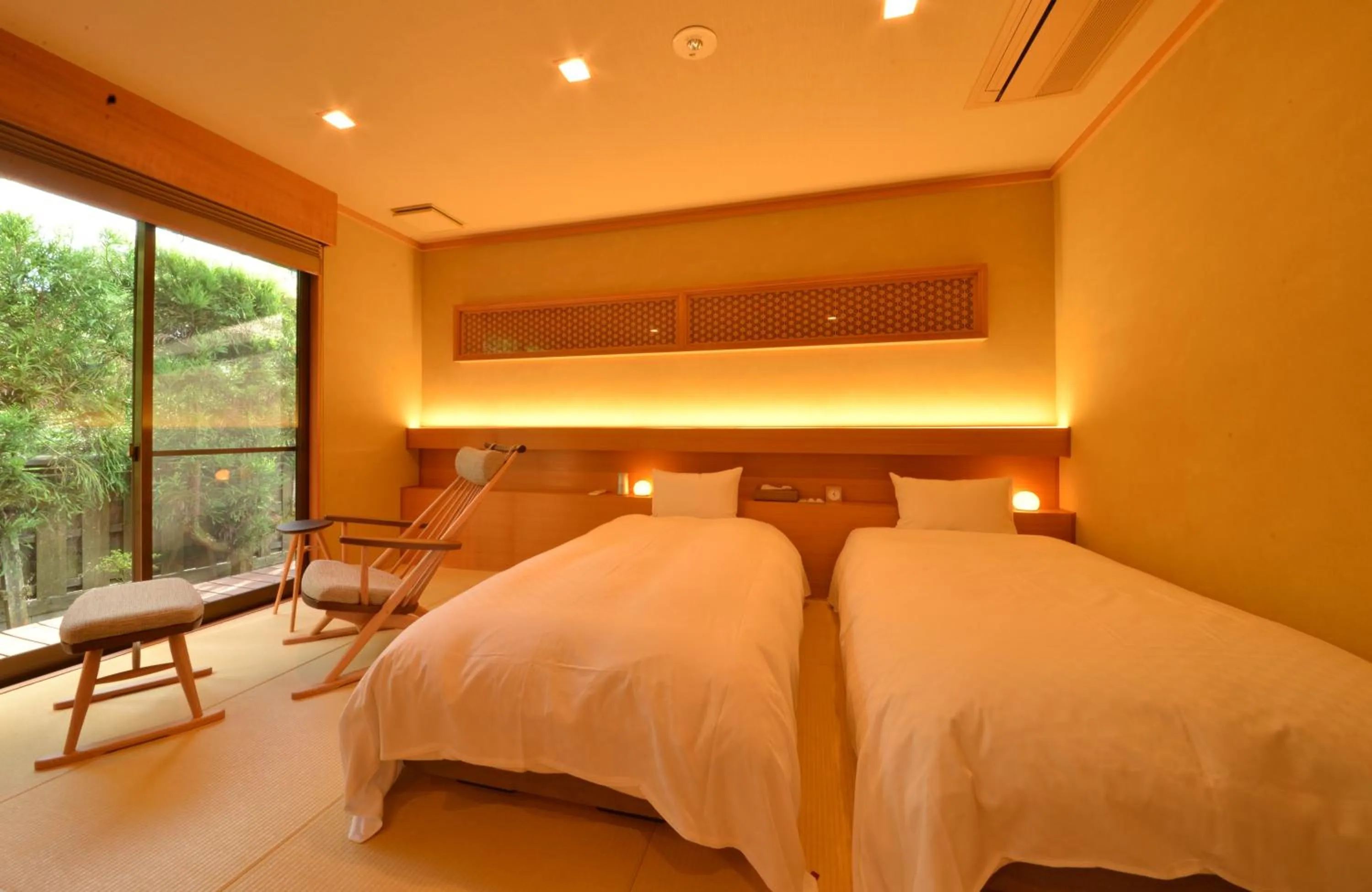 Bedroom, Bed in Japanese Ryokan Seryo