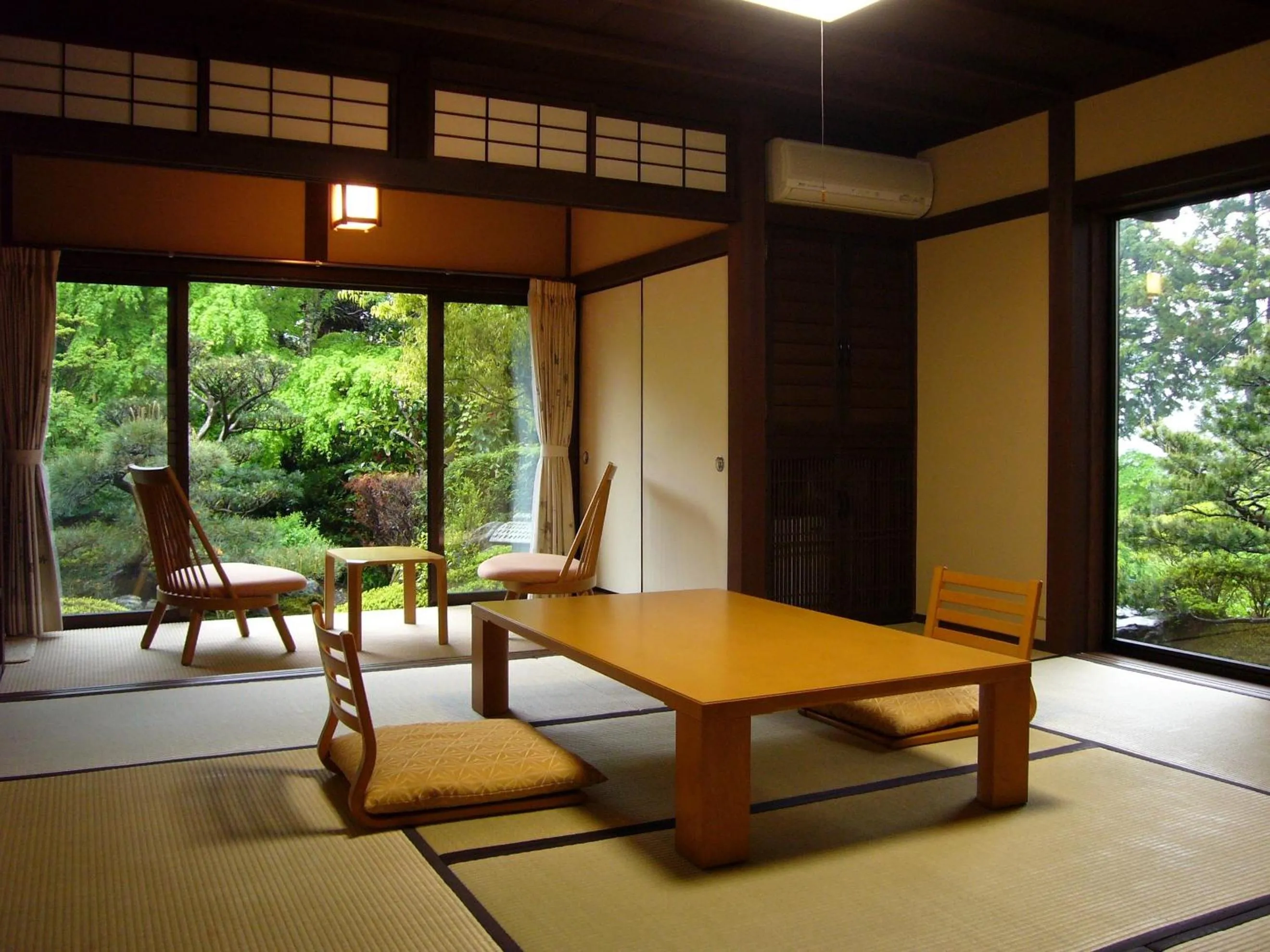 Seating area in Japanese Ryokan Seryo