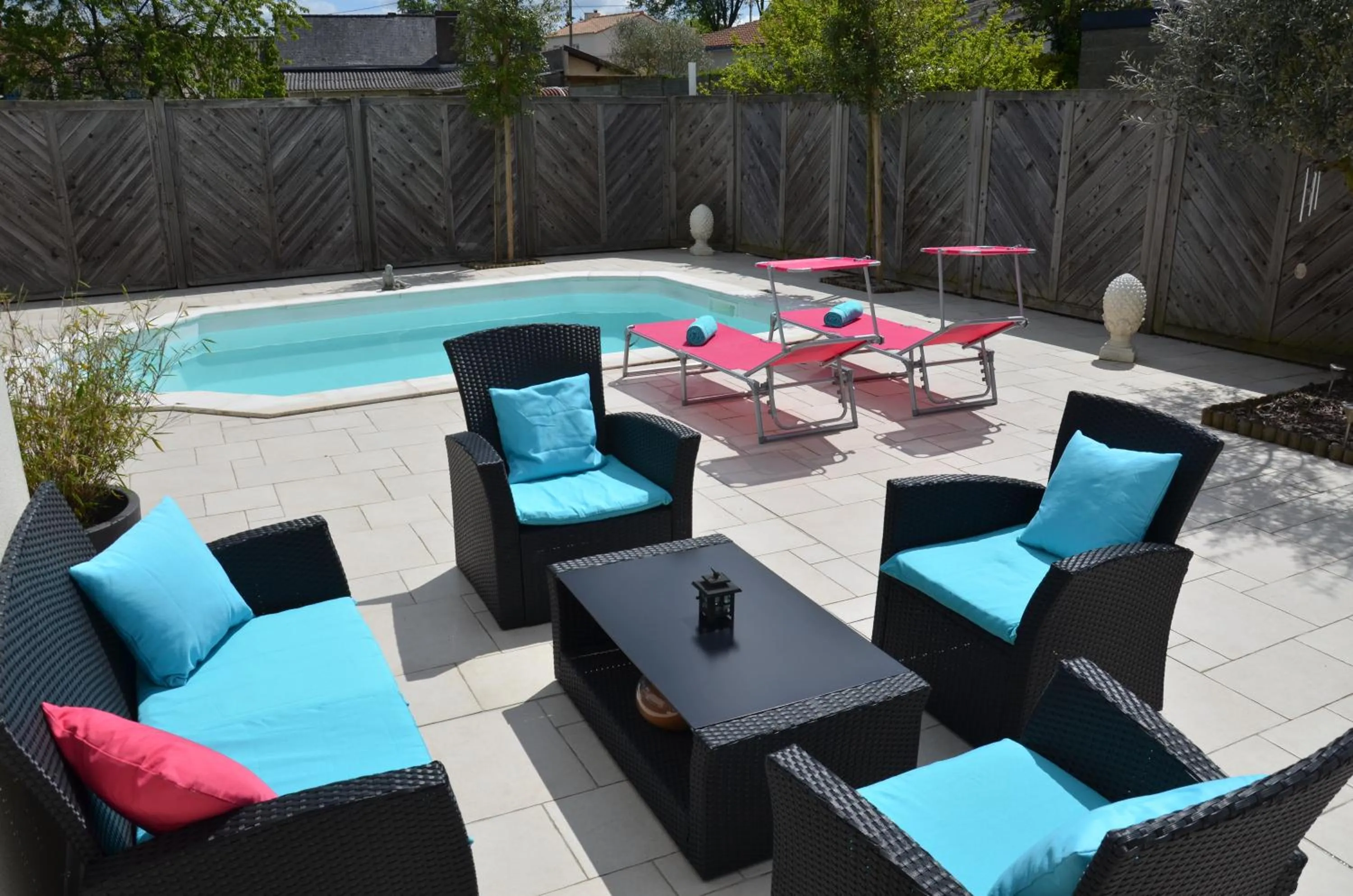 Swimming pool in Chez Victoria Nantes Erdre