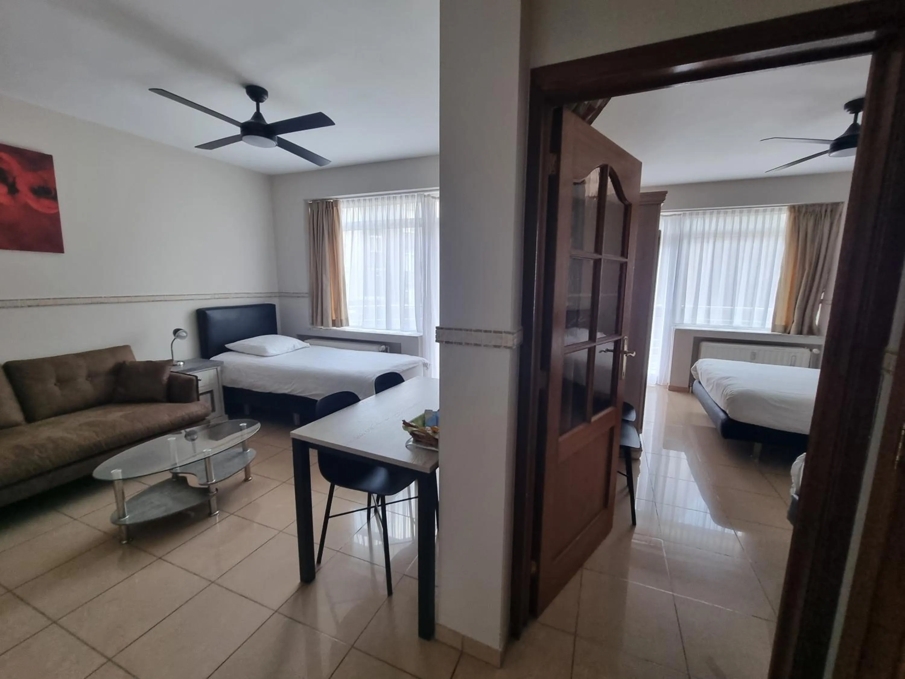 Bed in Aparthotel Résidence Bara Midi