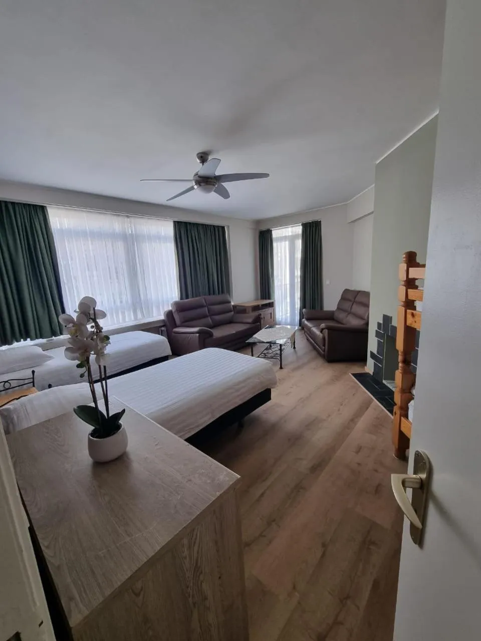 Bed in Aparthotel Résidence Bara Midi