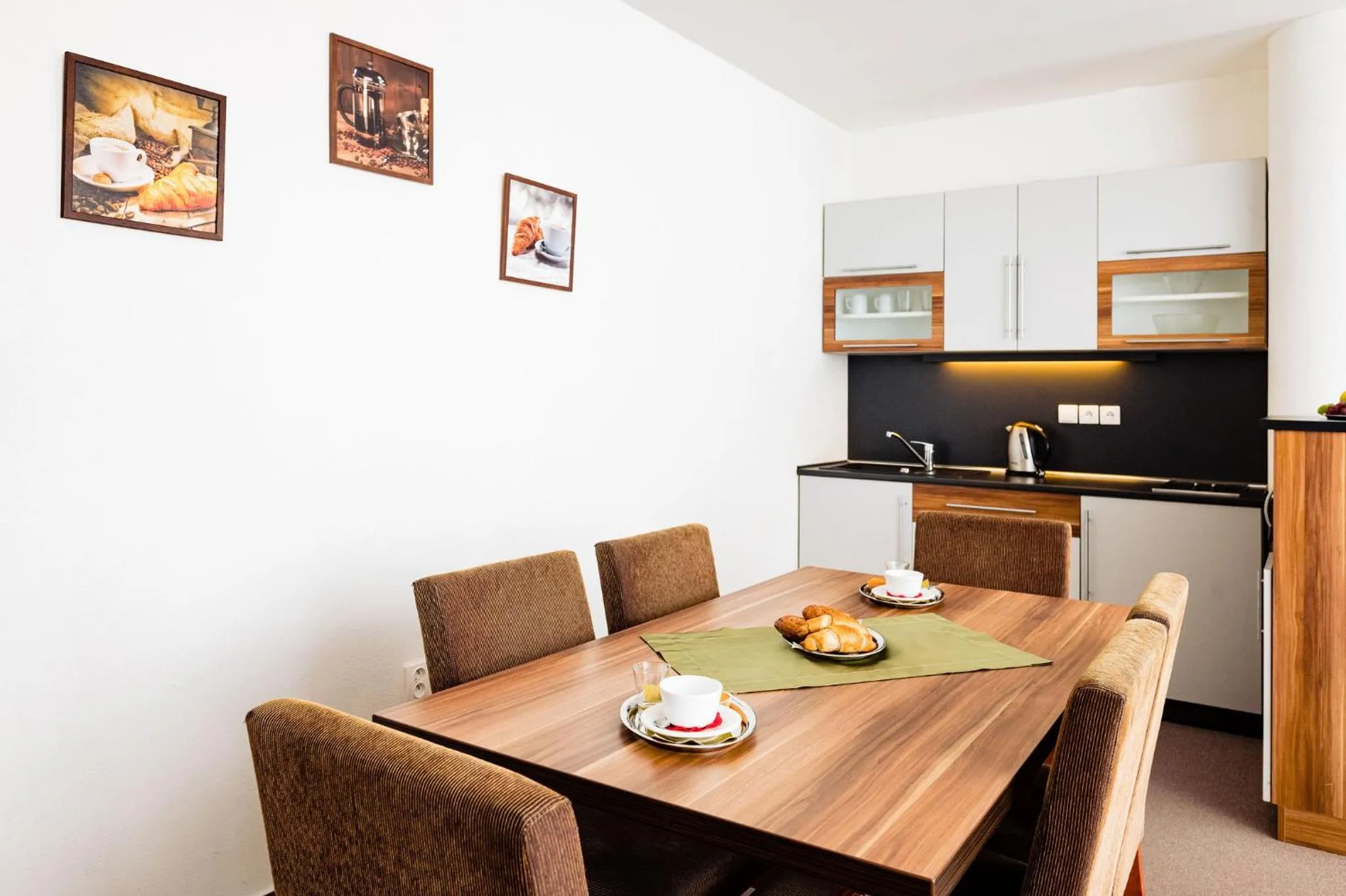 Coffee/tea facilities in Apartmanovy dom Familia Smokovec