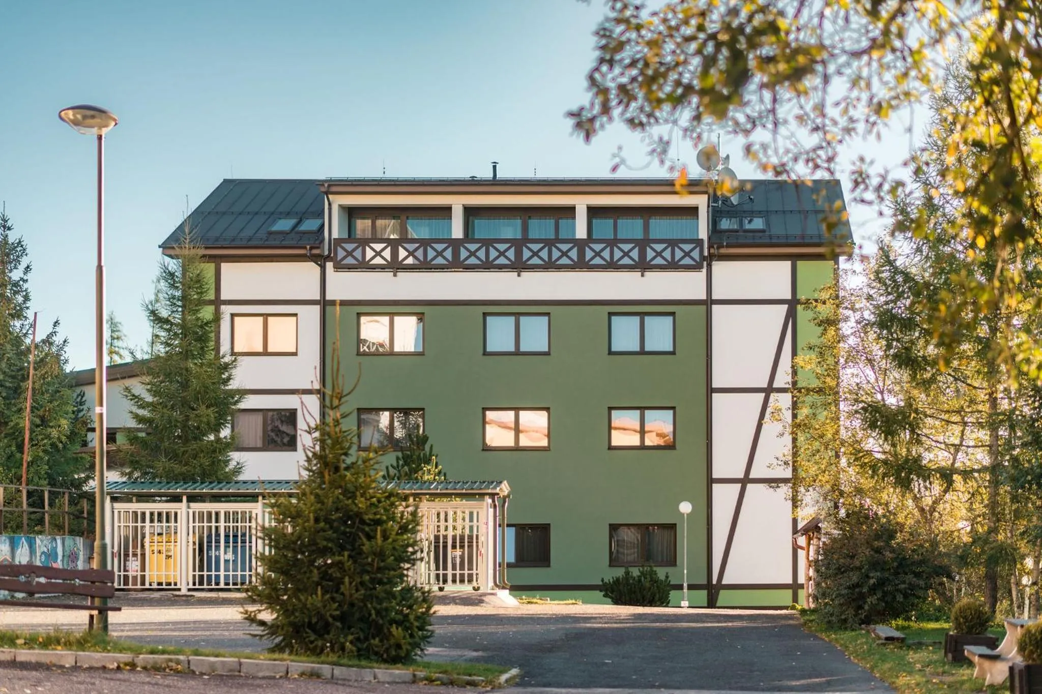 Property building in Apartmanovy dom Familia Smokovec