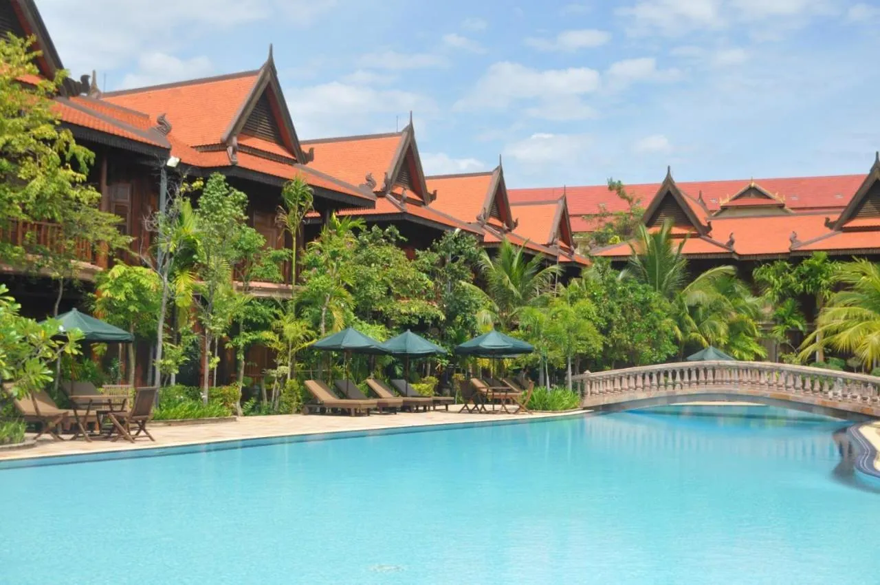 Swimming pool in Sokhalay Angkor Villa Resort