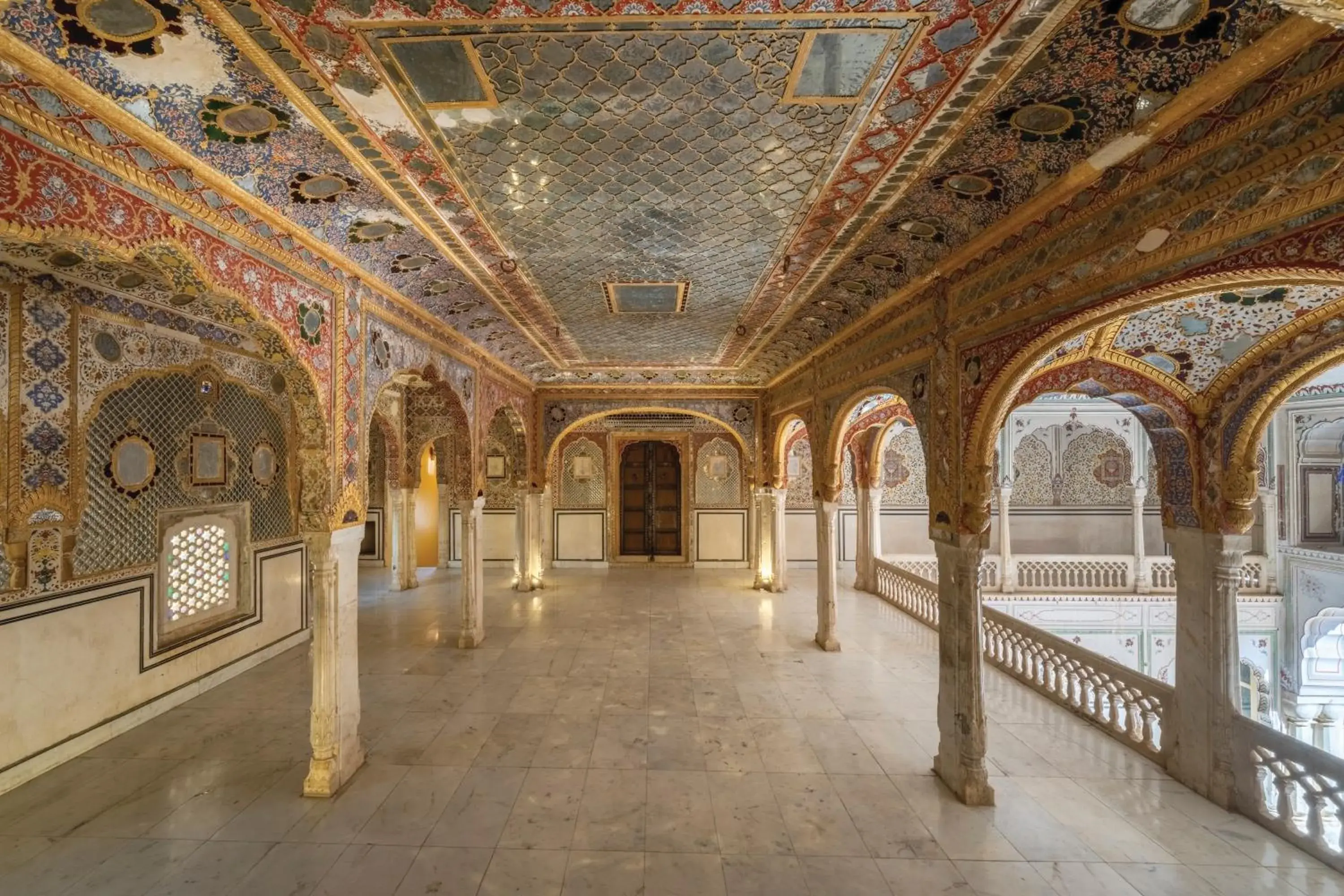 Lounge or bar in Chomu Palace Jaipur - A Heritage Hotel Lounge or bar in Chomu Palace Jaipur - A Heritage Hotel