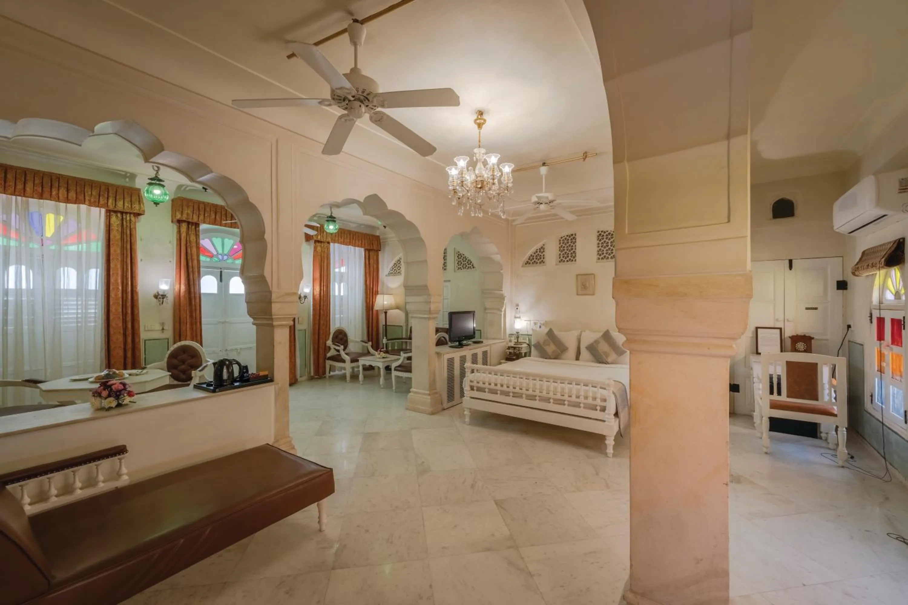 Photo of the whole room, Bed in Chomu Palace Jaipur - A Heritage Hotel