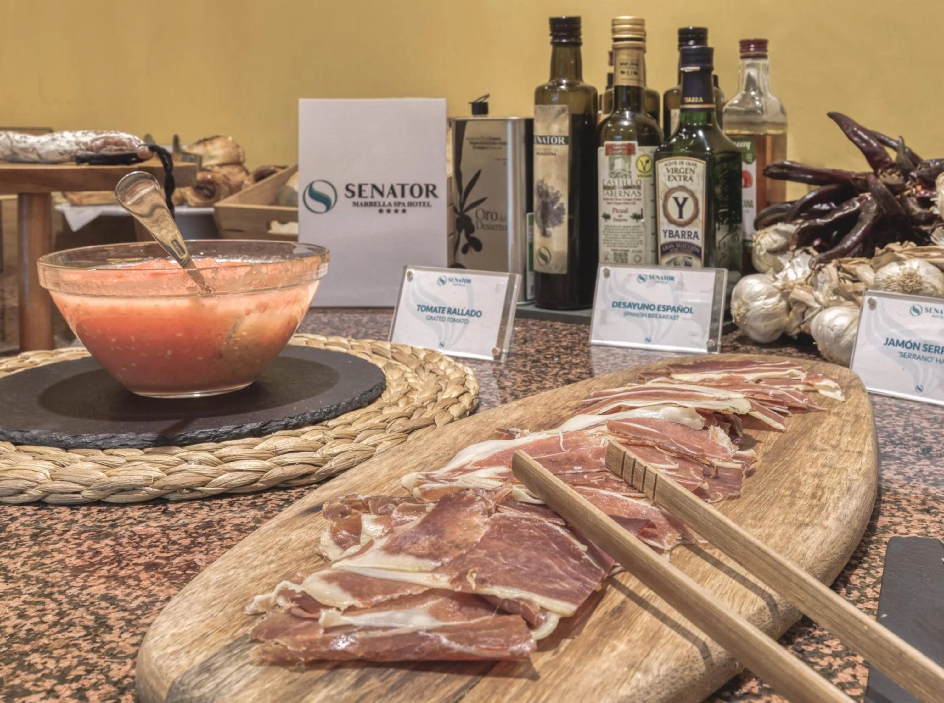 Food and drinks in Senator Marbella