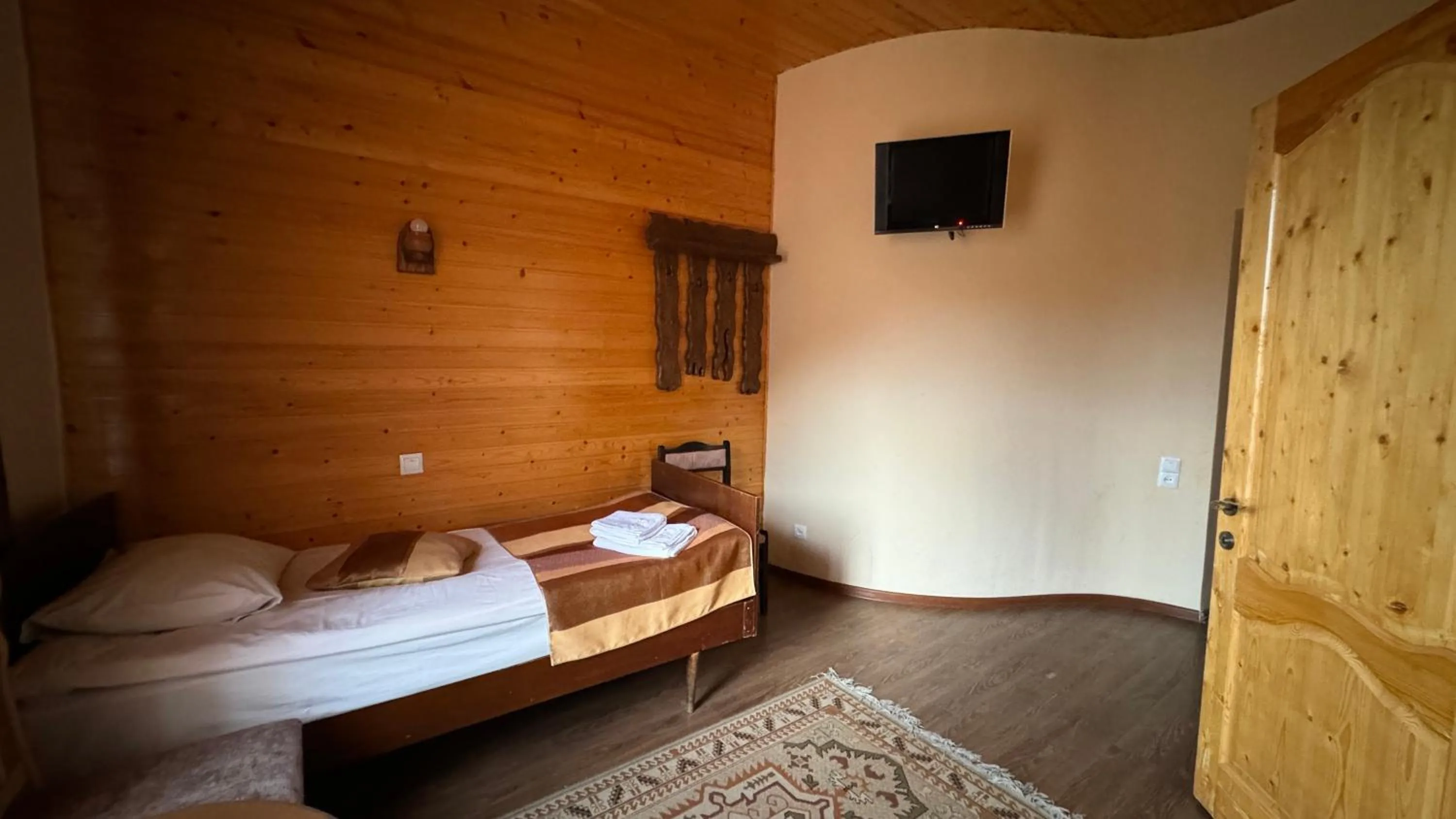 Bedroom, Bed in Kirch Hotel & Restaurant