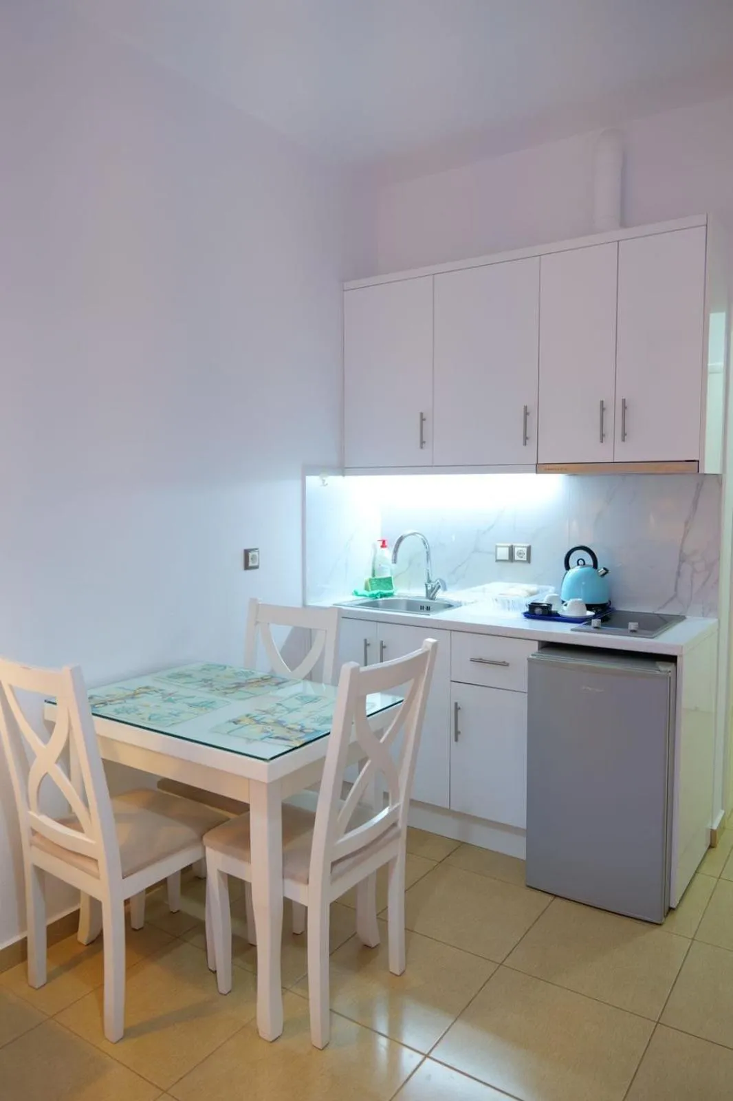 Communal kitchen in Hotel Mira Mare