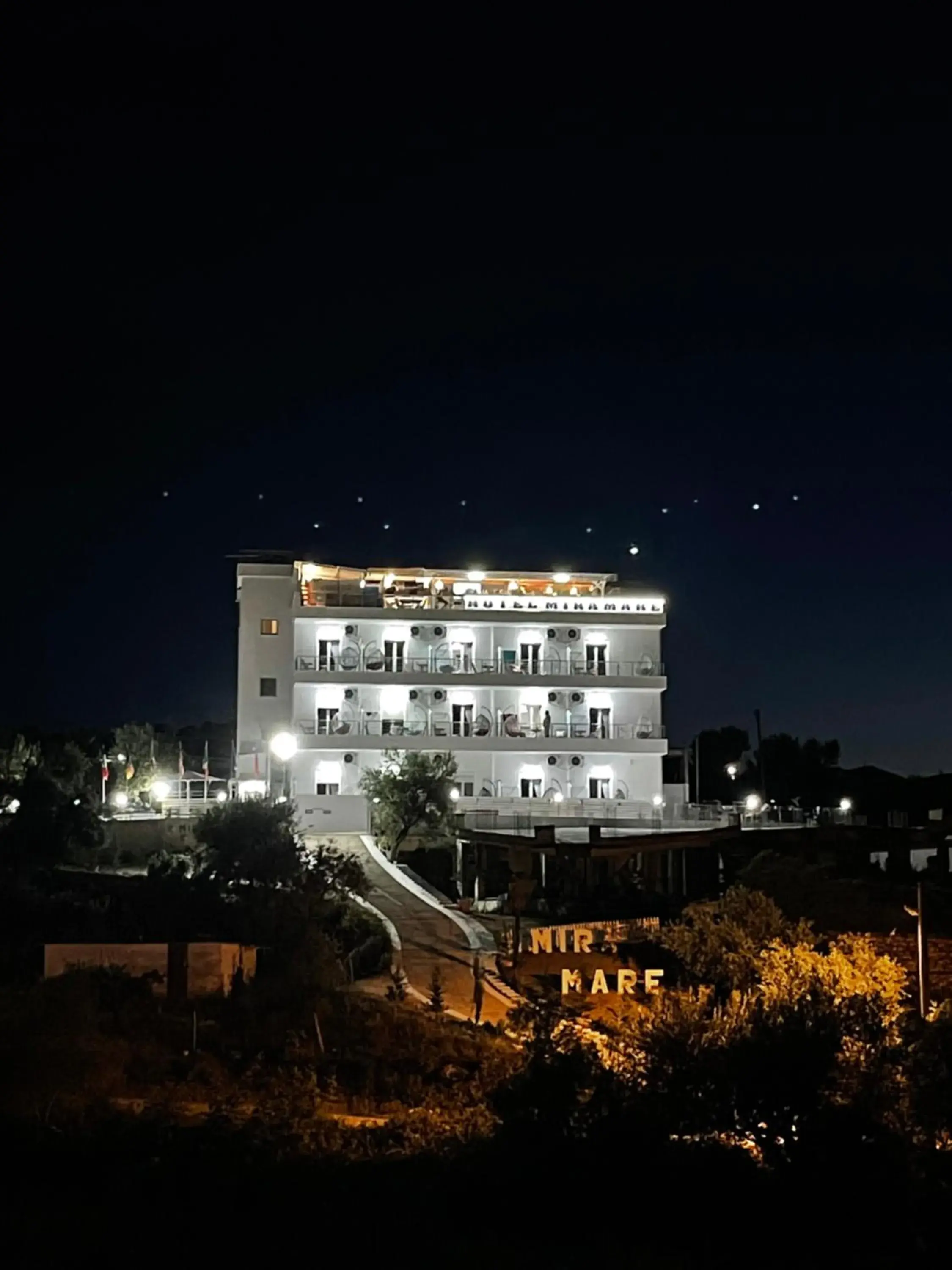 Property building in Hotel Mira Mare Property building in Hotel Mira Mare