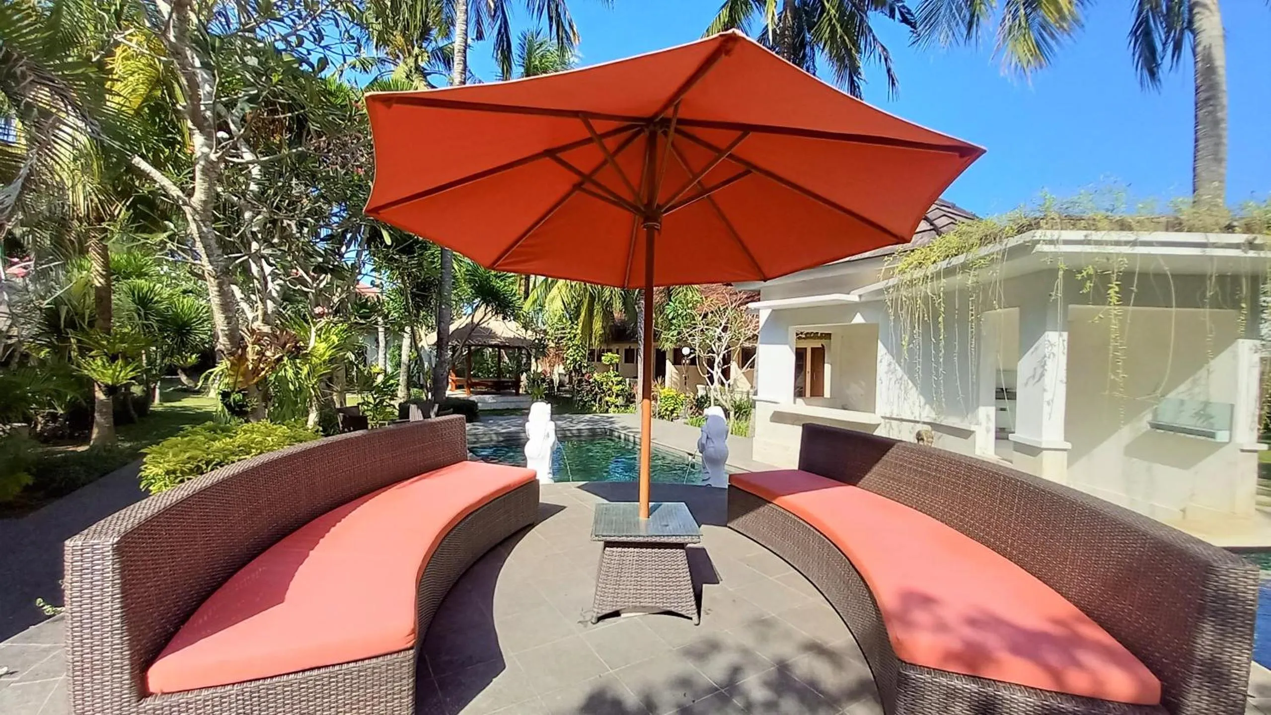 Area and facilities in Segara Anak Hotel