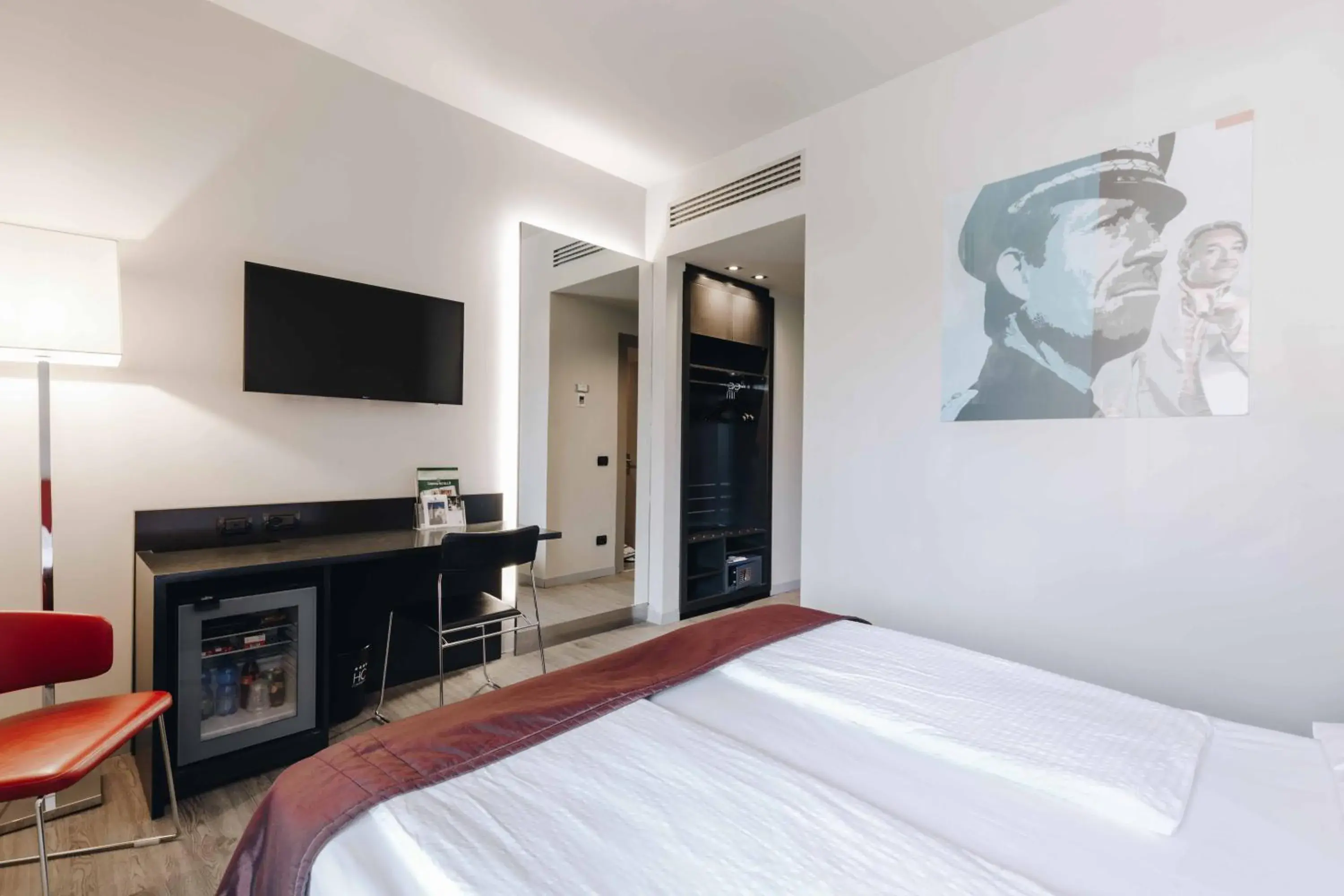 Superior Double or Twin Room - single occupancy in Hotel Continental Superior Double or Twin Room - single occupancy in Hotel Continental