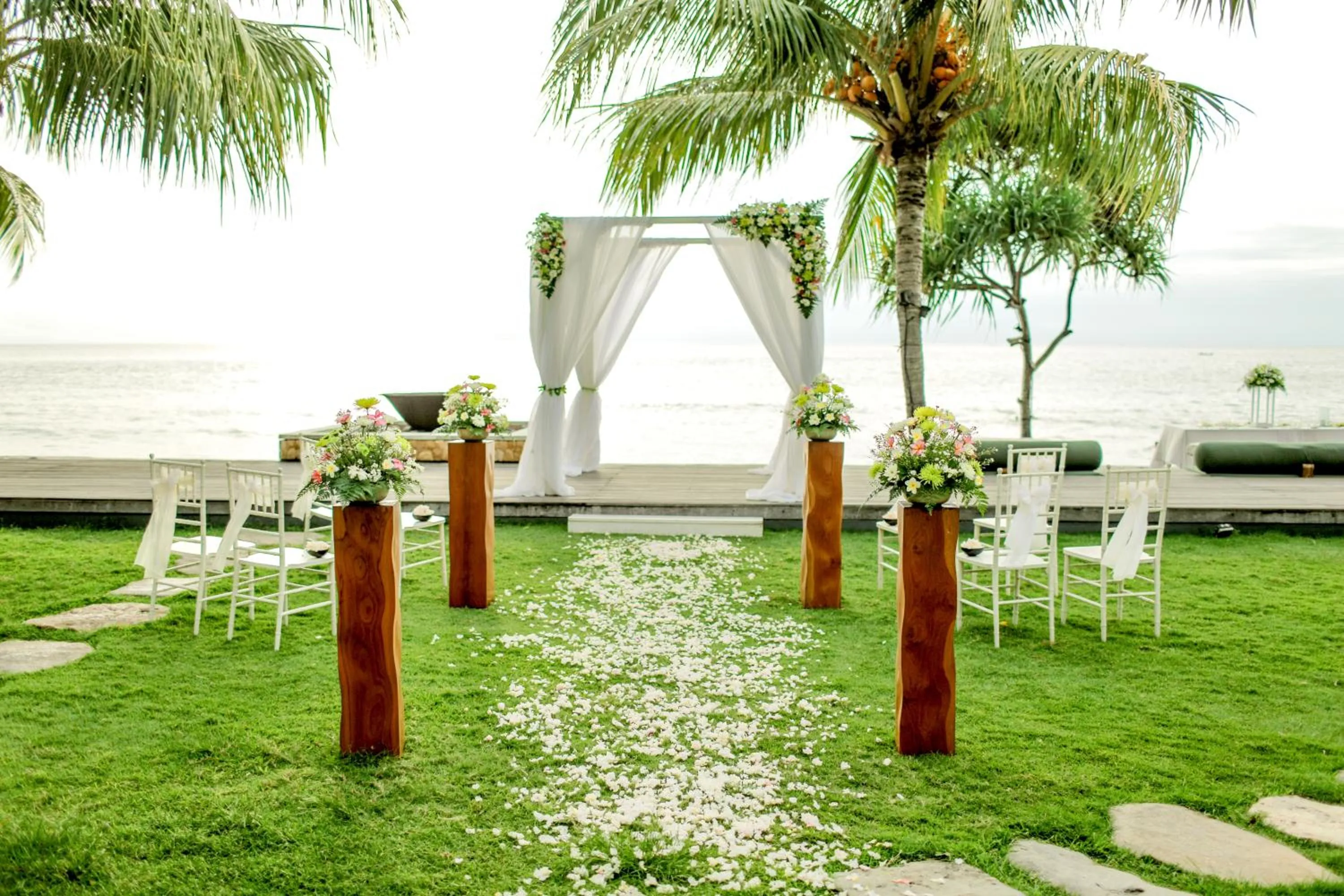 Spring in Qunci Villas Resort