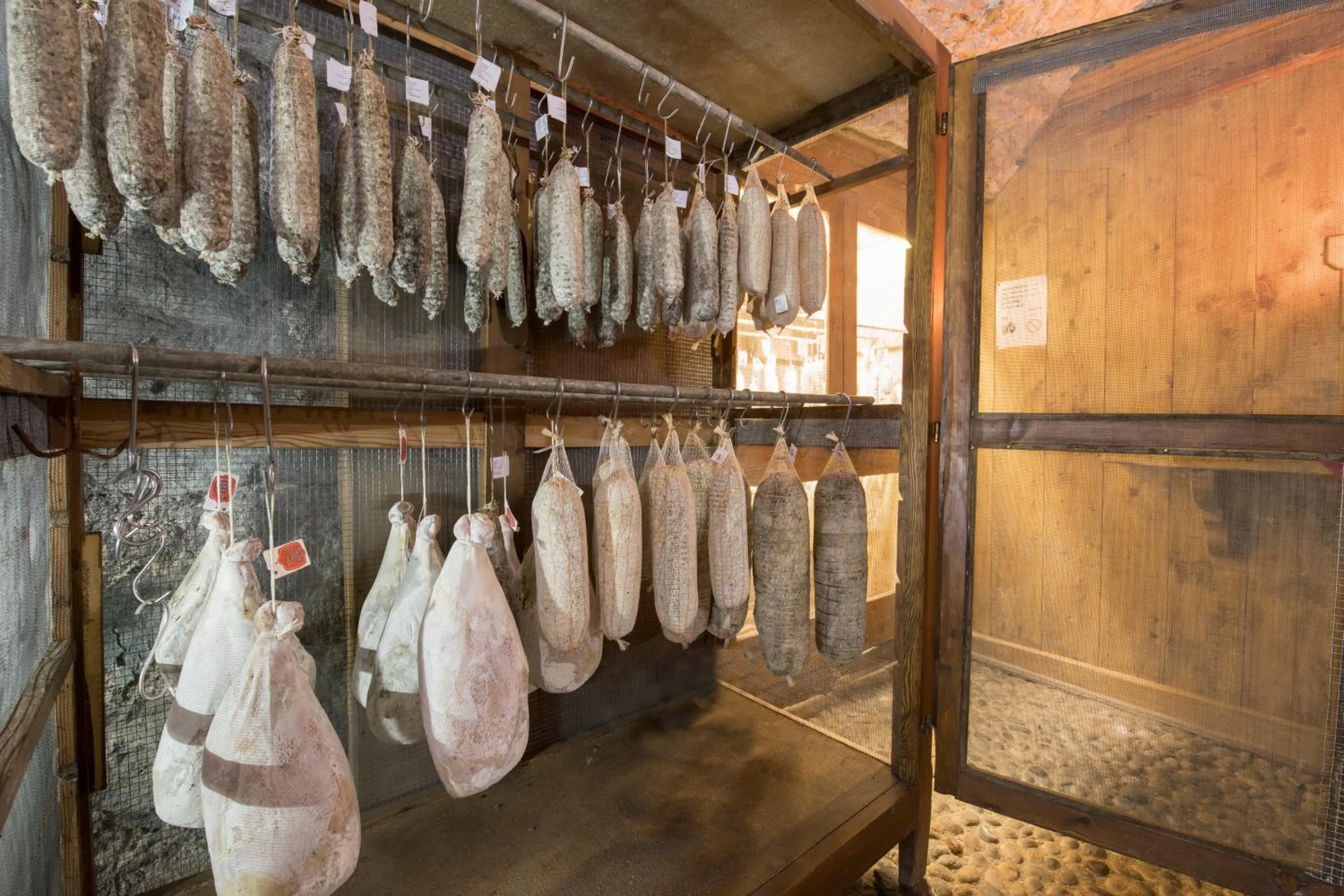 Restaurant/places to eat in Hotel Piuro