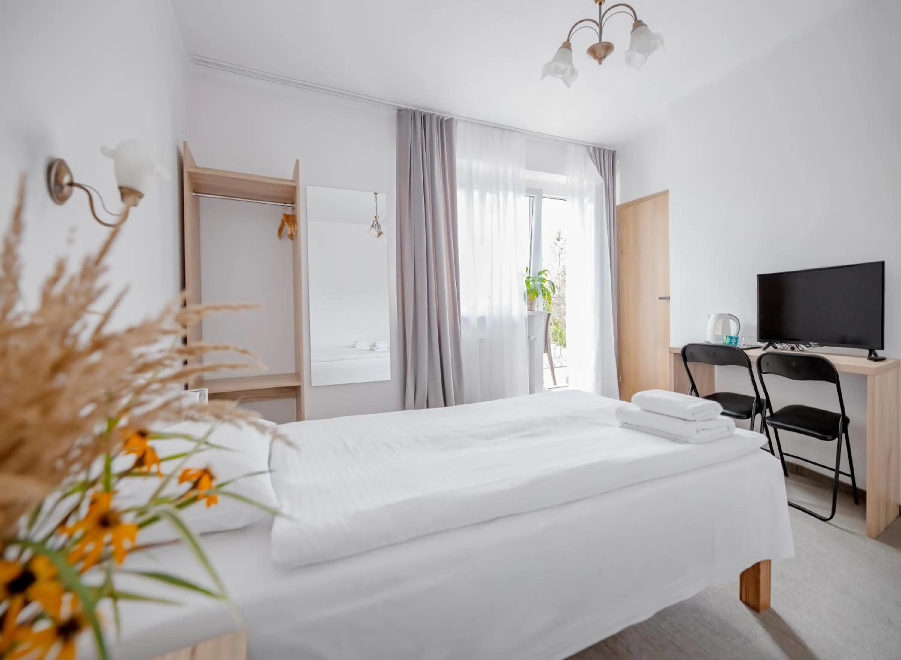 People, Bed in Dom Wczasowy Beskidy