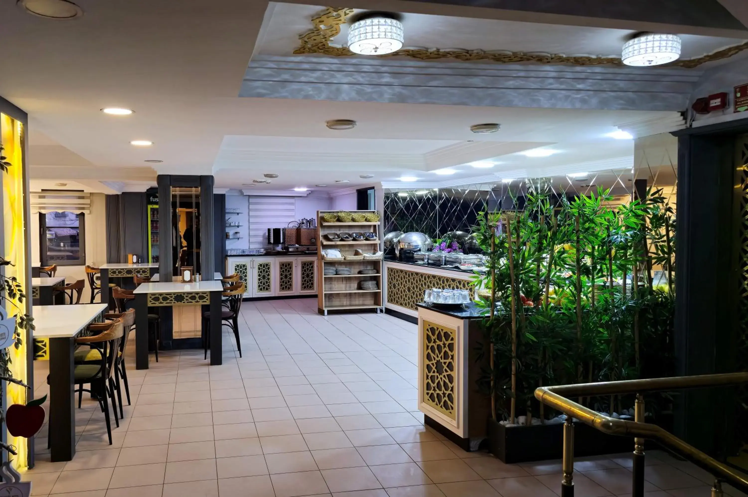 Restaurant/places to eat in Yilmazel Hotel Restaurant/places to eat in Yilmazel Hotel