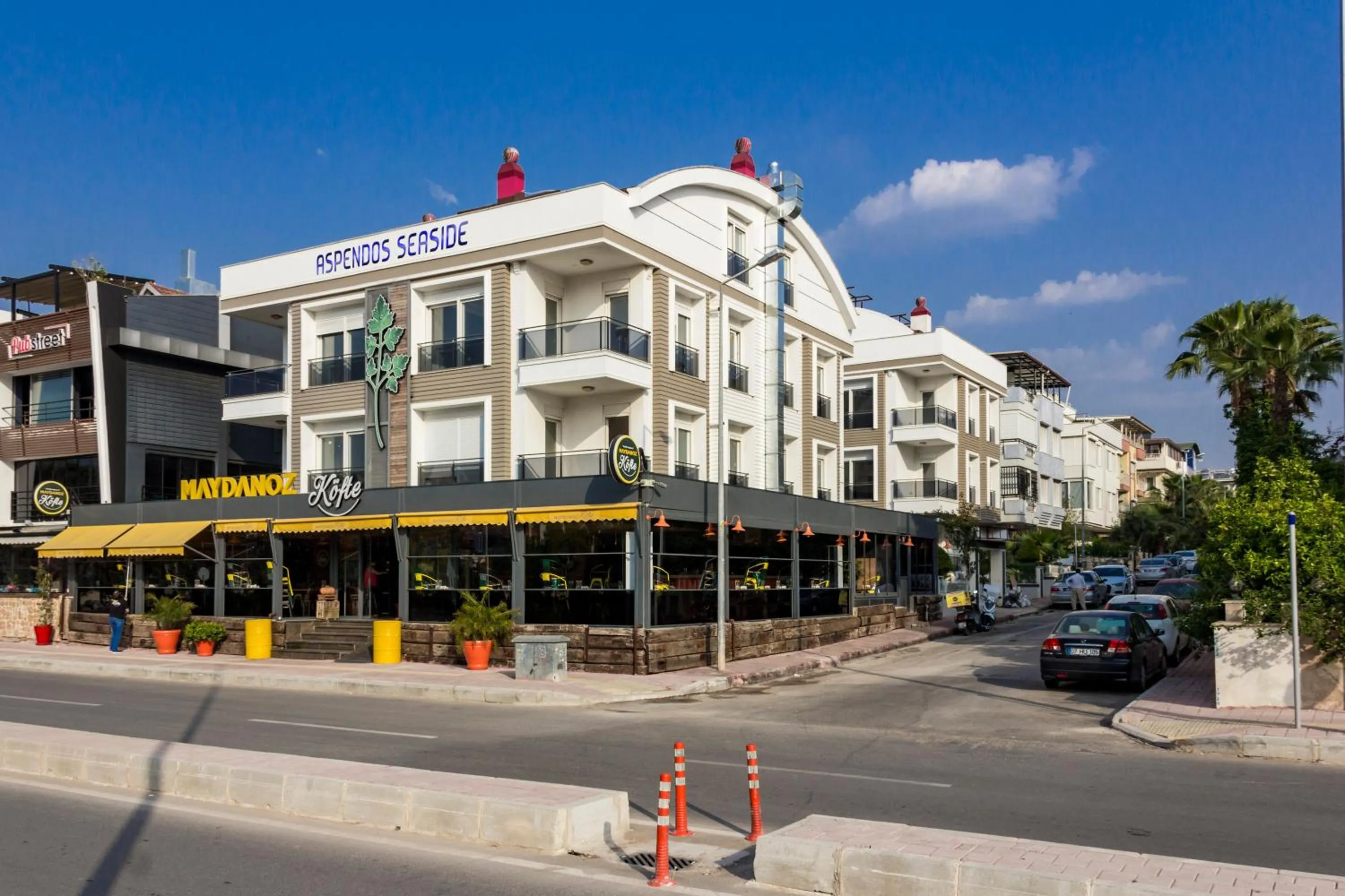 Facade/entrance in Aspendos Seaside